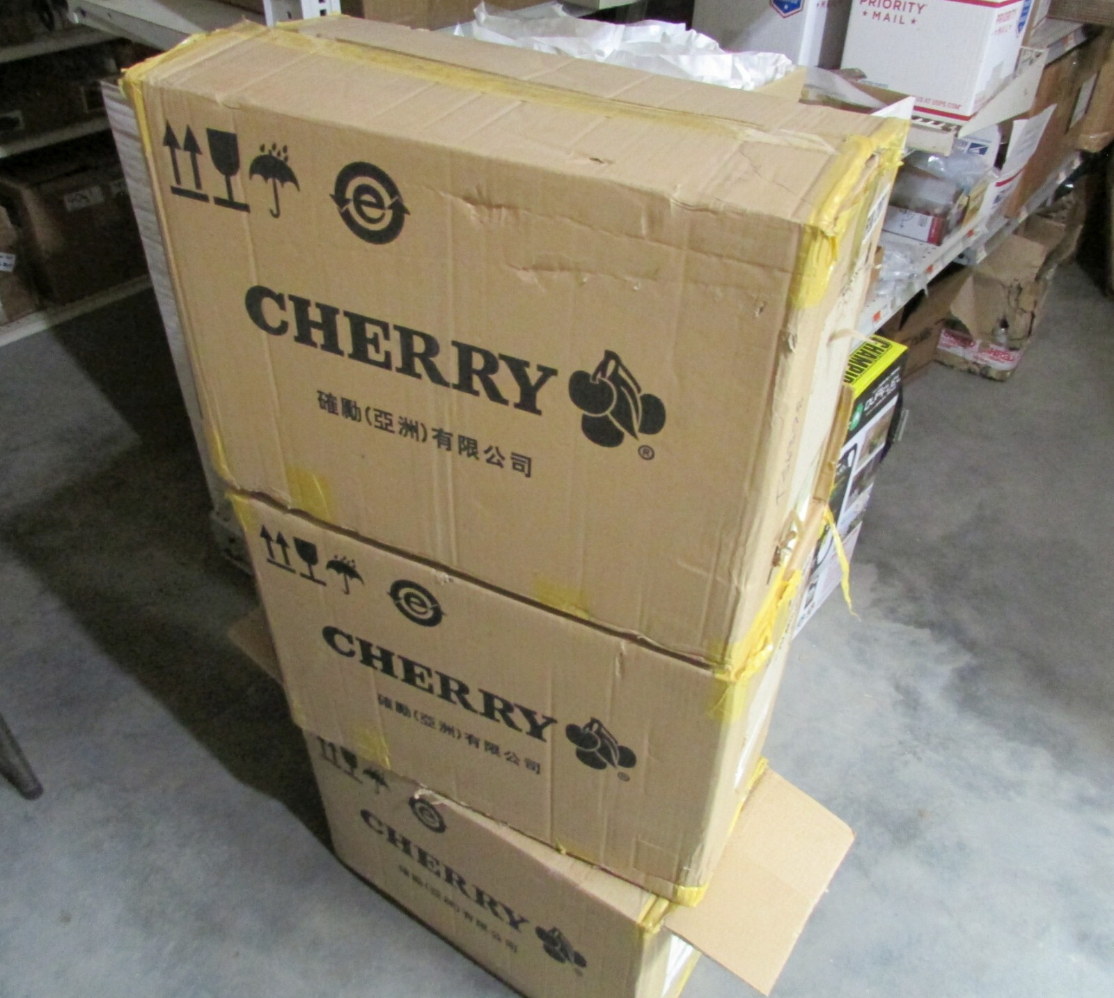 Lot 2 Cherry E13 15A Normally Open/Closed Pushbutton Switch 125/250 VAC E13-61L0