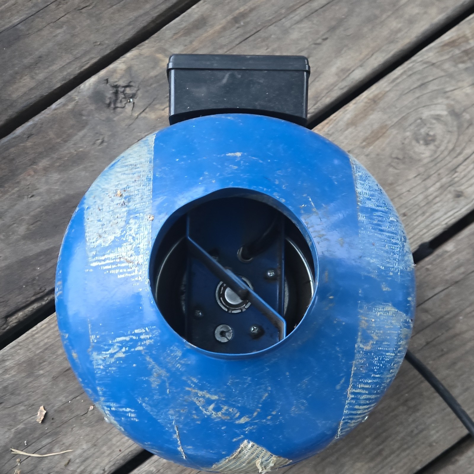 DuraBreeze 4" Inline Fan 171 CFM 108W 120V Thermally Protected