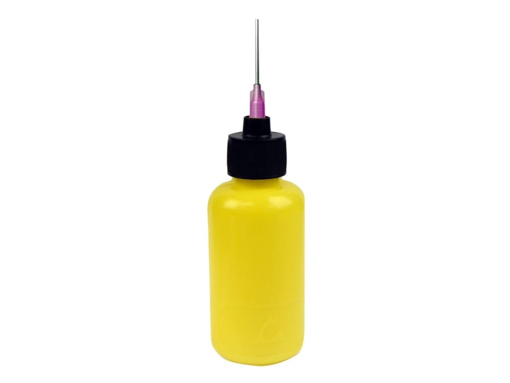 Menda 35574 - durAstatic dissipative yellow flux dispenser w/16 ga needle, 2 oz