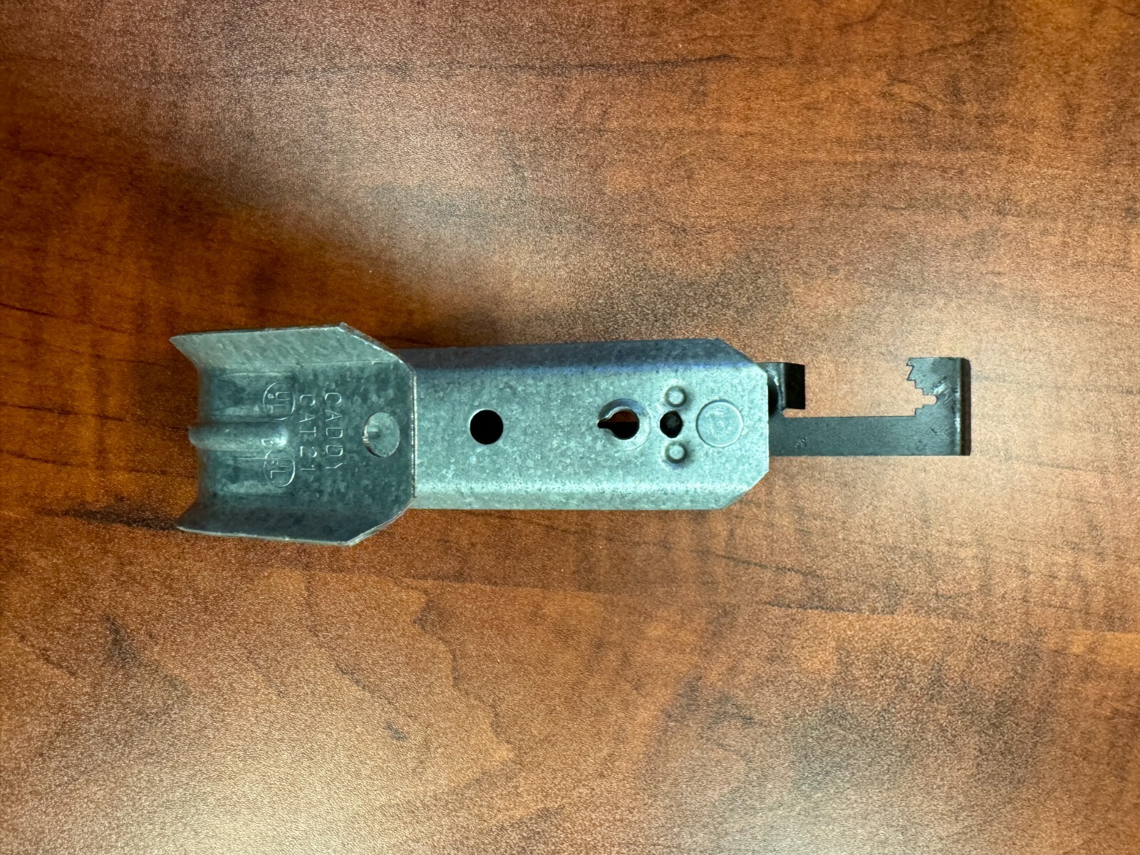 Caddy CAT214Z34 cable supports, for wire or rod