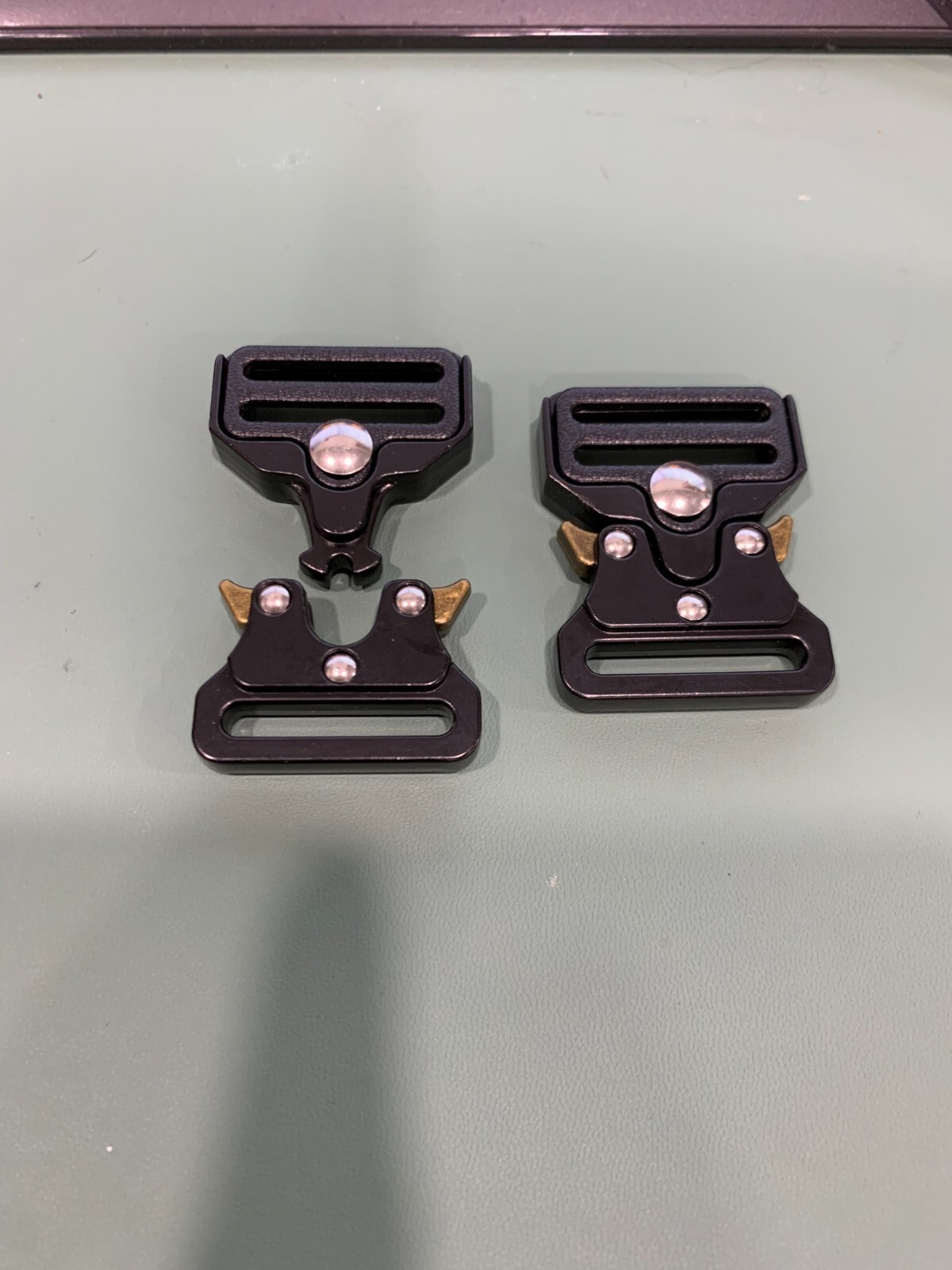 quick release buckle
