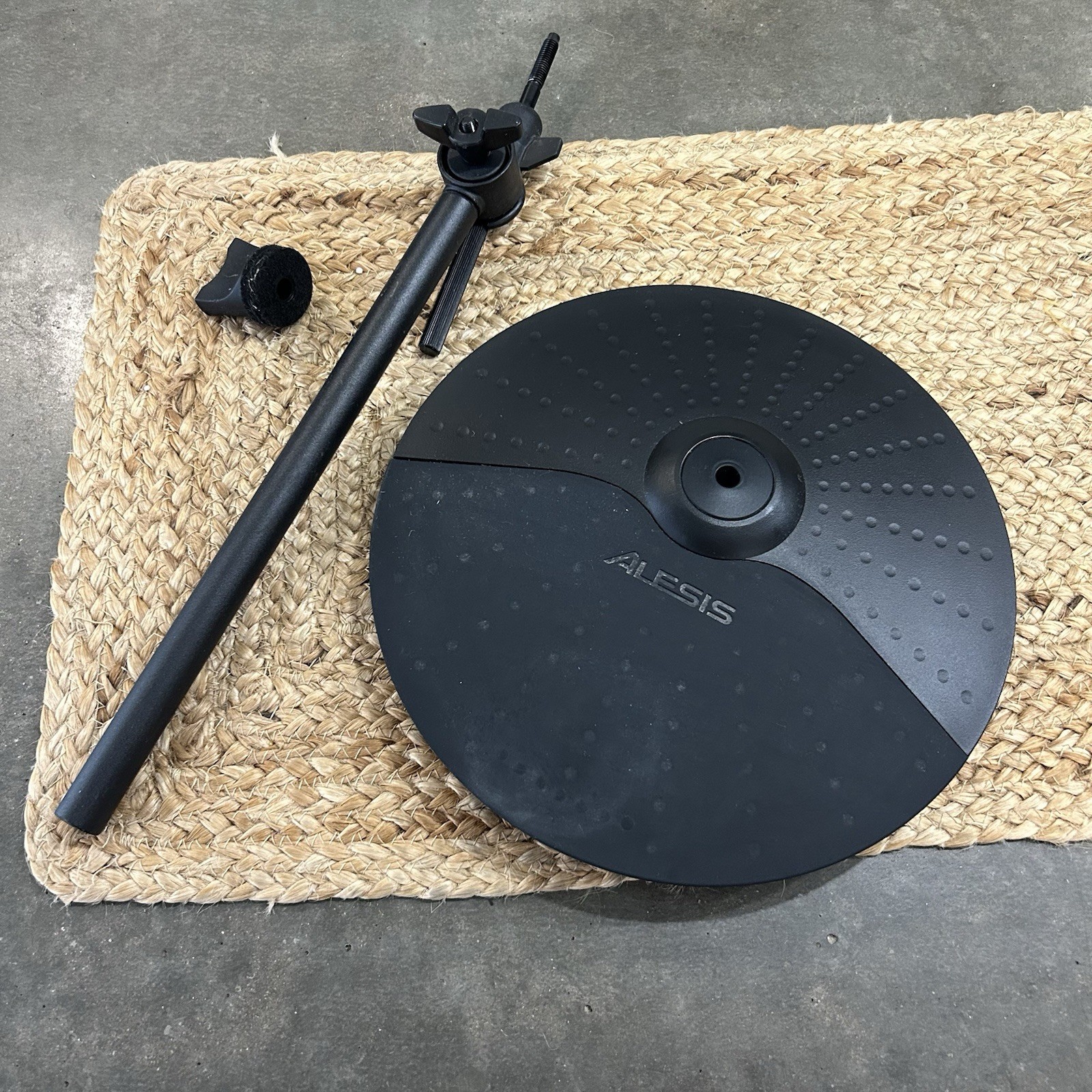 Alesis Nitro 10 Inch Cymbal Single Zone With 12” Arm Clamp