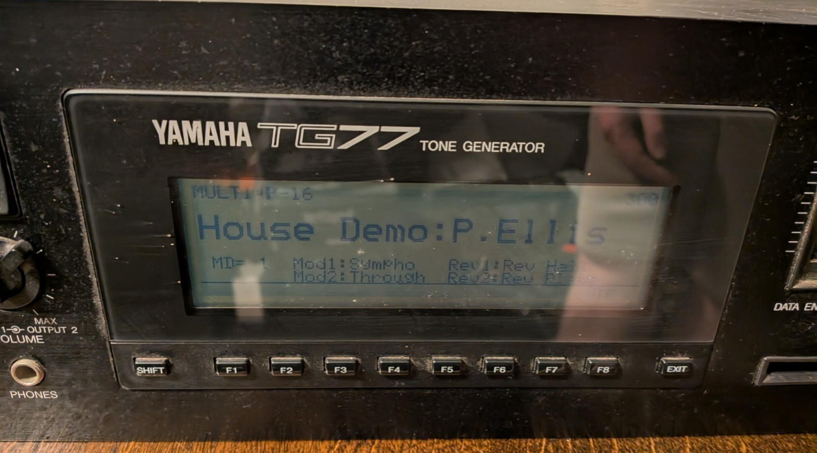 Yamaha TG77 Digital Tone Generator Synthesizer Module - works! READ DESC