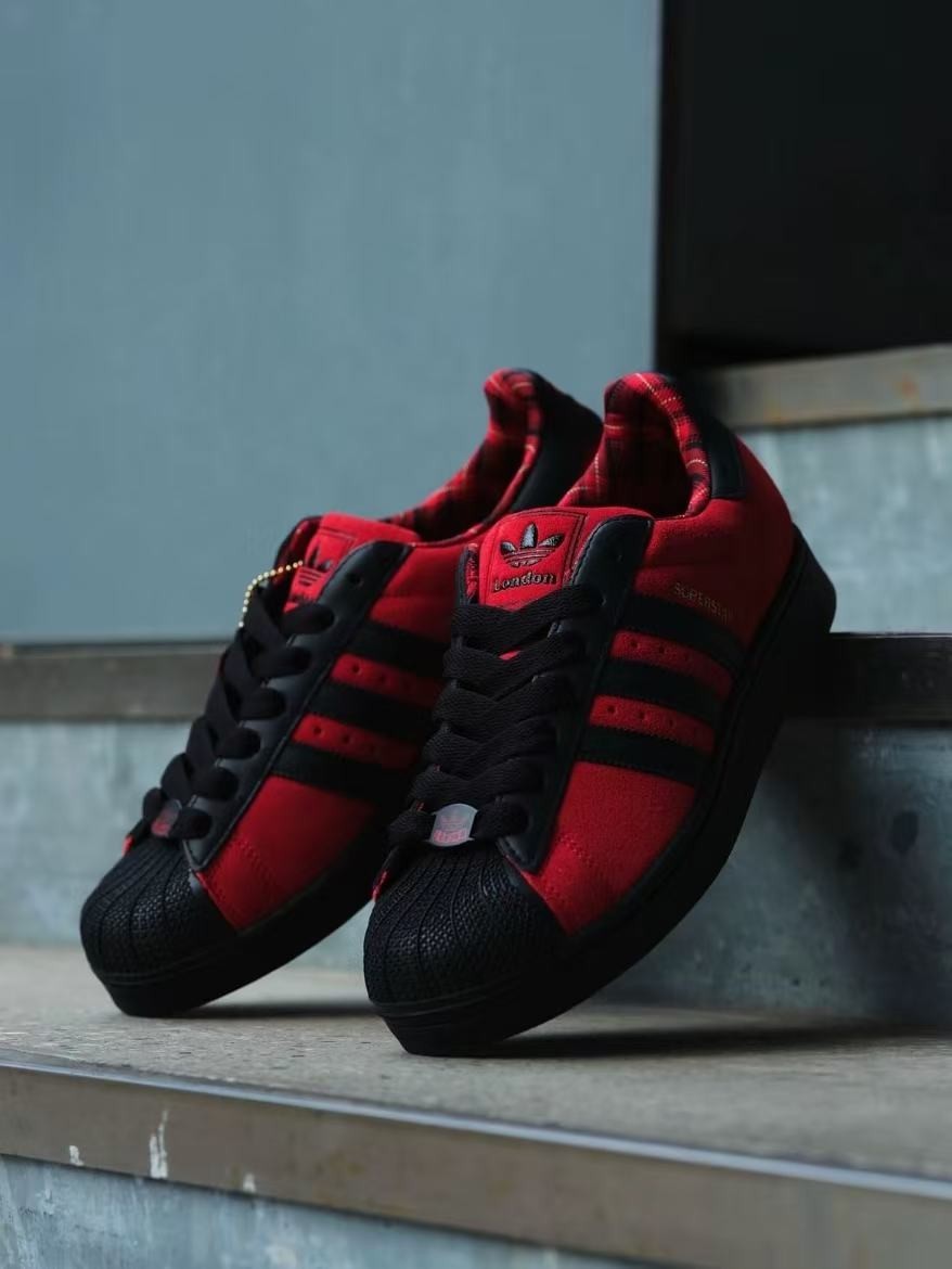 Adidas Superstar II London Scarlet Black Gold JQ3224