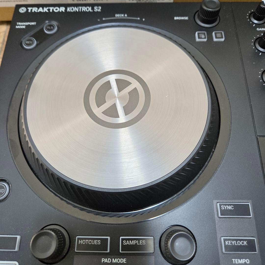 Native Instruments Traktor Kontrol S2 Mk3 DJ Controller #0001
