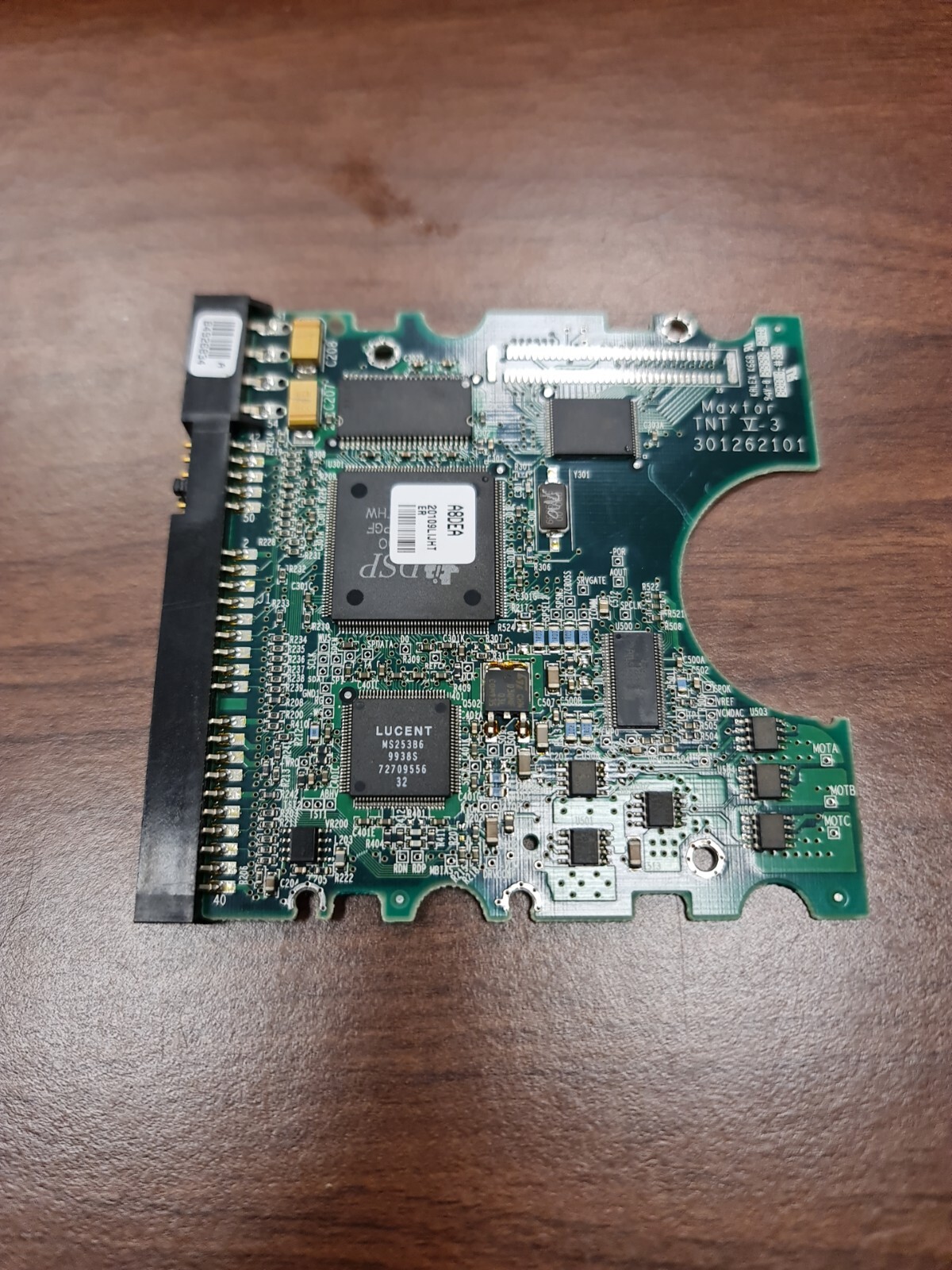 Maxtor PCB Board Hard Drive 301262101 040100500 D721634FPGF 16JAN2000