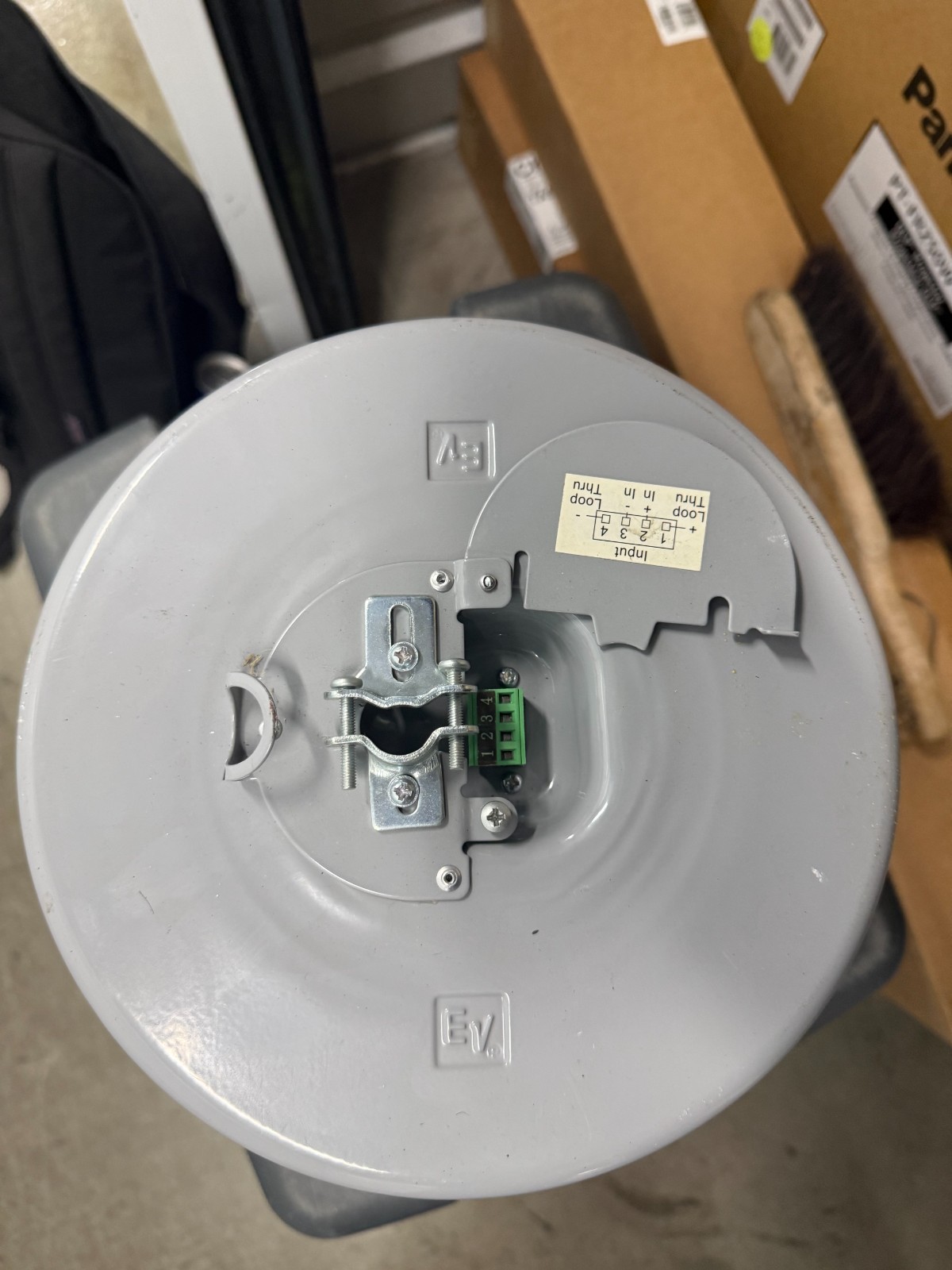 Electro-Voice C8.2 Ceiling speaker