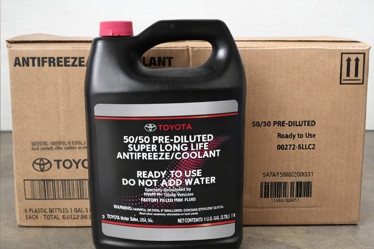 Toyota 00272-SLLC2 Pink Super Long Life Coolant 50/50 Antifreeze Case 6 Gal