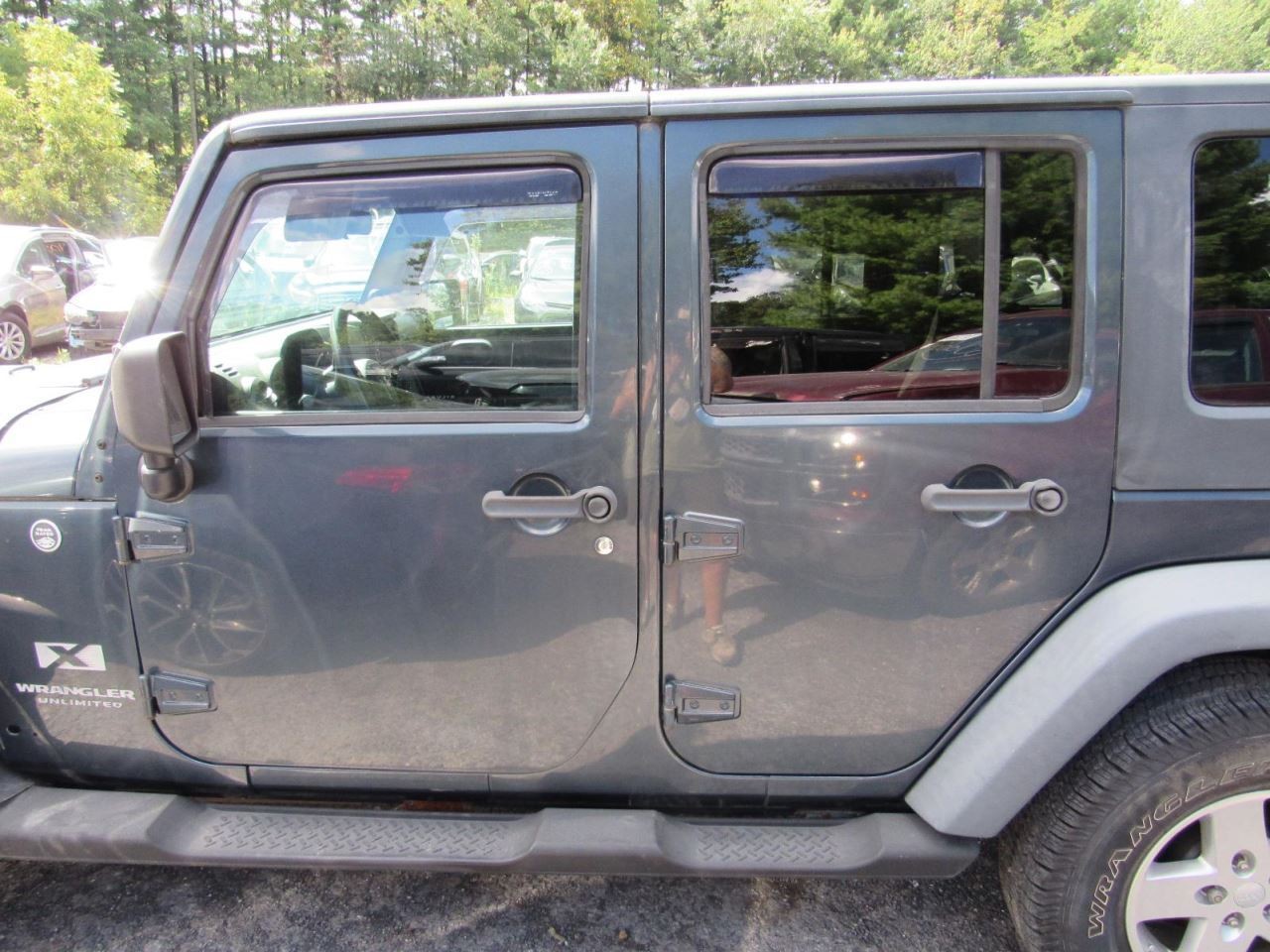 TJ 2008 Glove Box 1075297