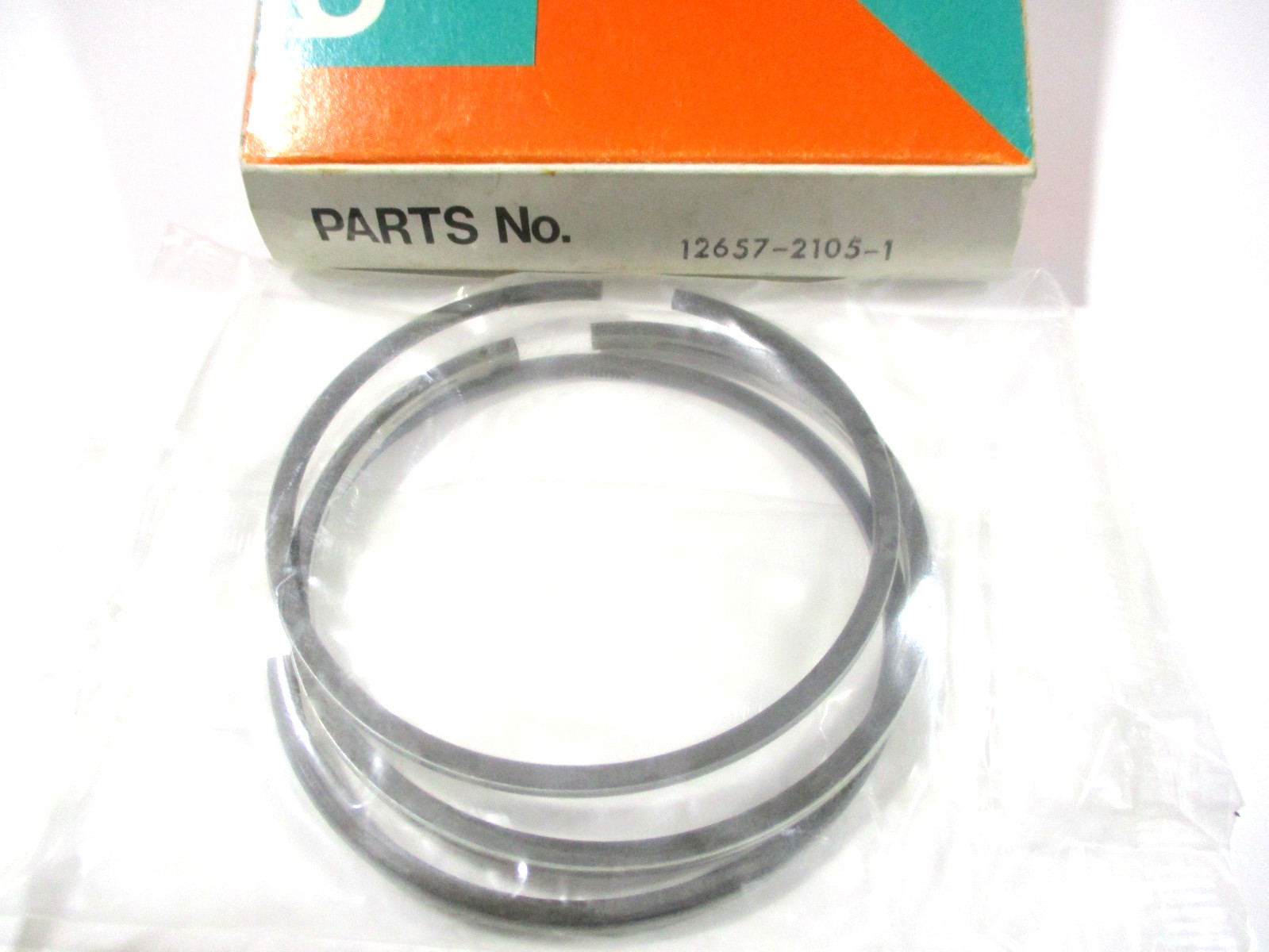 12657-21050 GENUINE OEM KUBOTA ENGINE PISTON RING ASSEMBLY AV2500