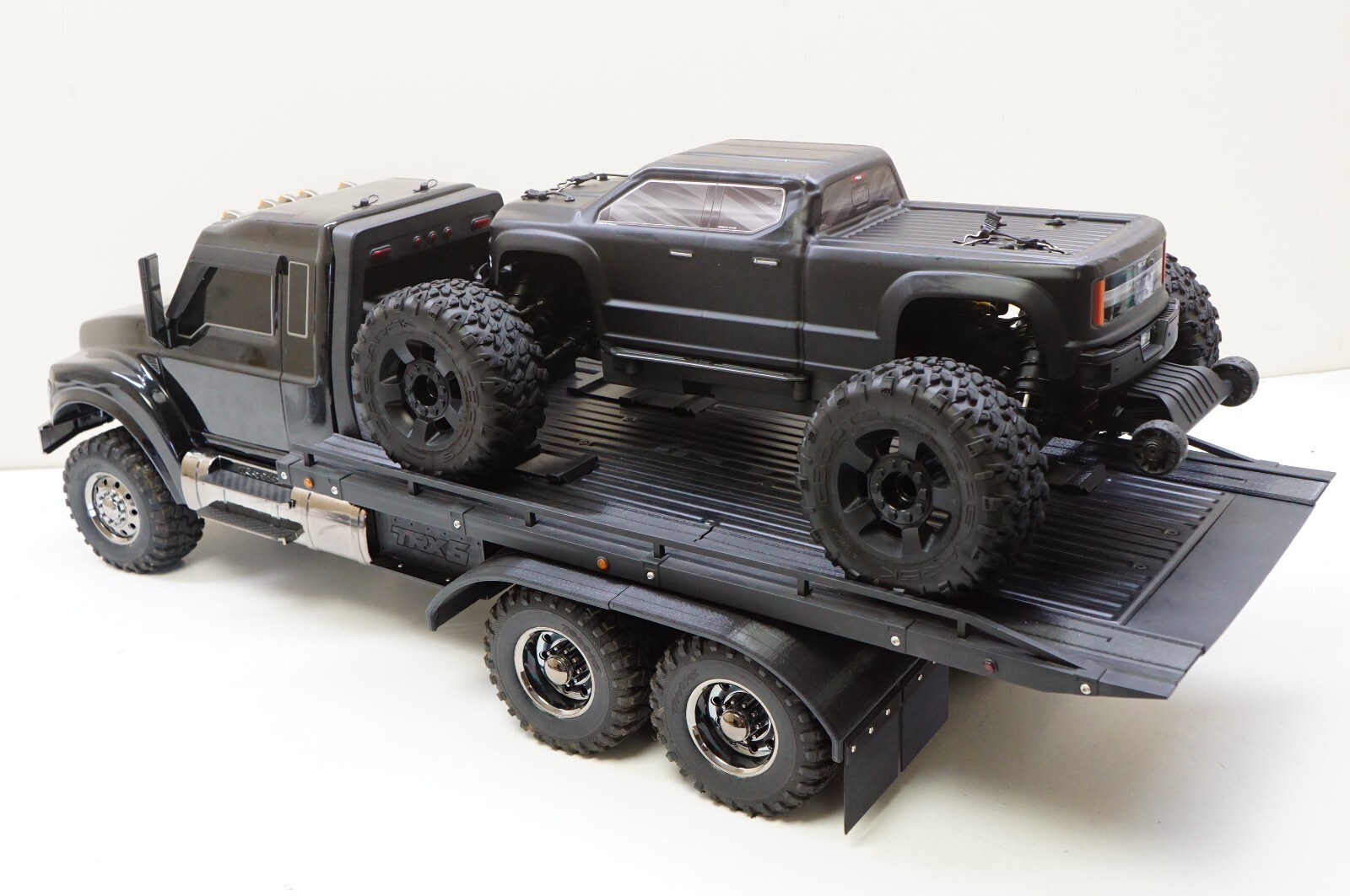 Dually / Single Fender Wheel Well w/ Mud Flaps For Traxxas TRX-6 Flatbed Hauler