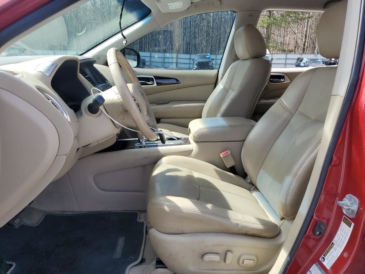 PATHFINDR 2014 Glove Box 4592585