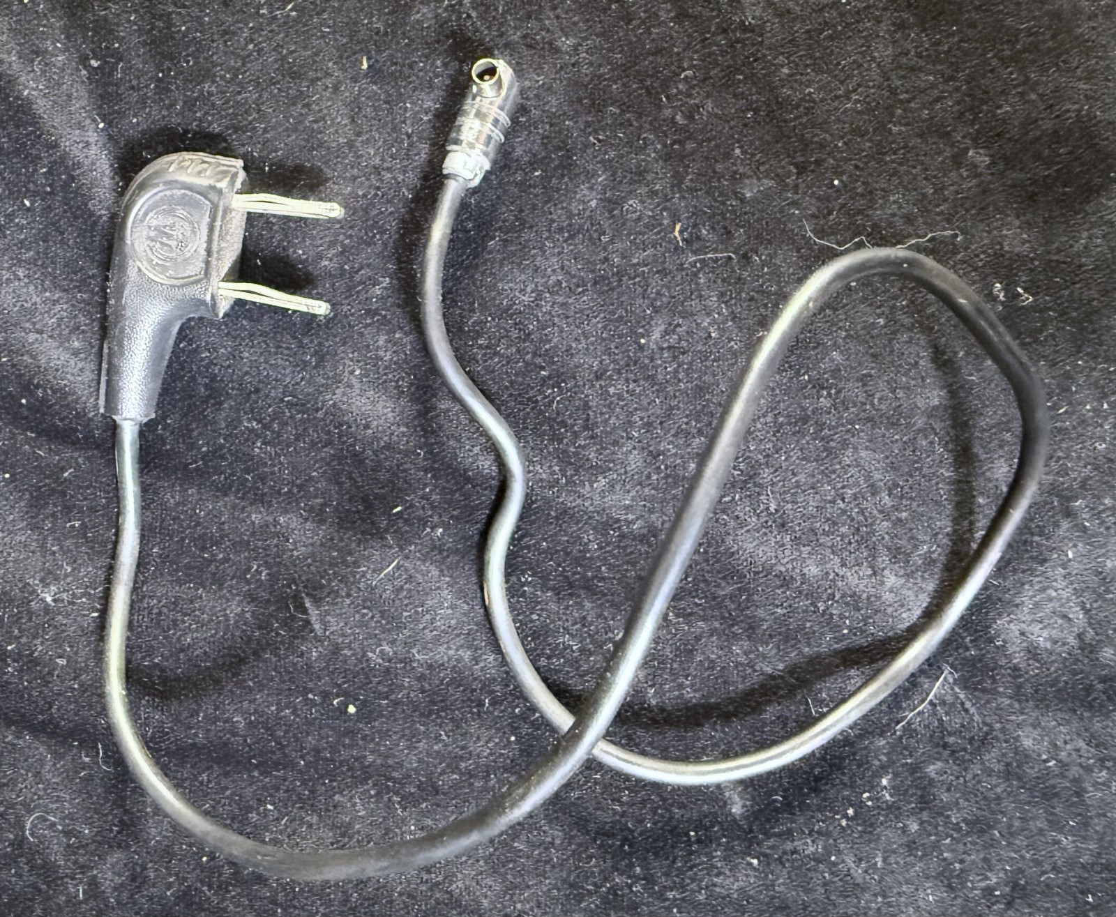 Vintage Metz 2 Prong Cable Electronic Camera Flash Plug (WT4)