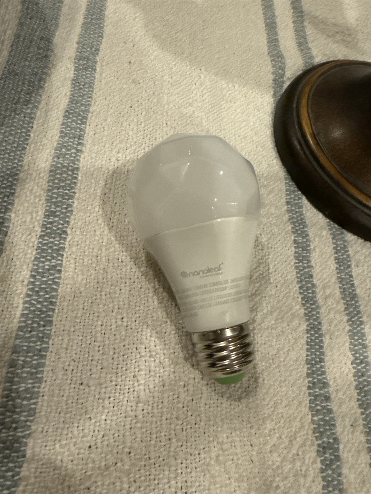 NanoLeaf A19 Smart Light Bulbs Multi Color (3 pack ) matter over thread