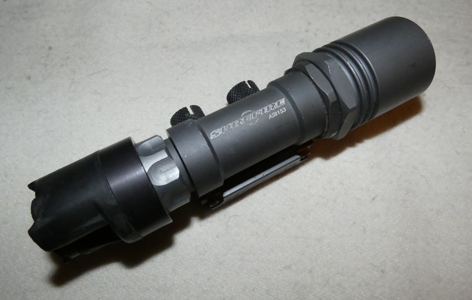 Original USGI Surefire M952 Tactical Flashlight Weapon Light