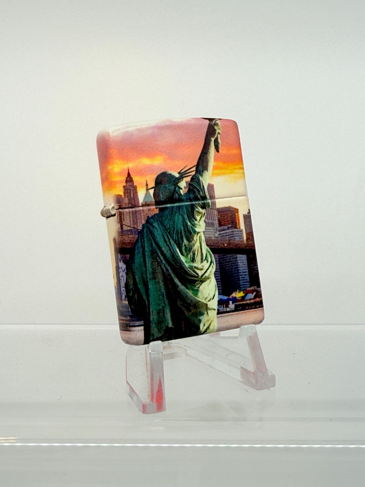 Genuine ZIPPO Lighter 540 COLOR 49352 STATUE OF LIBERTY AND NEW YORK SUNSET BNIB
