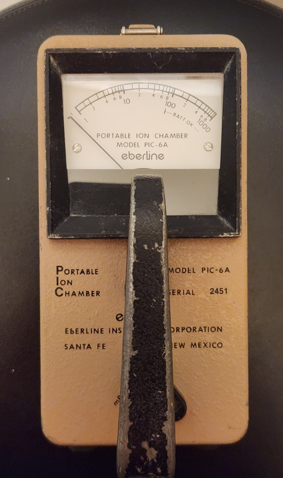 Eberline Model PIC-6A Portable Ion Chamber Radiation Detector tested for power