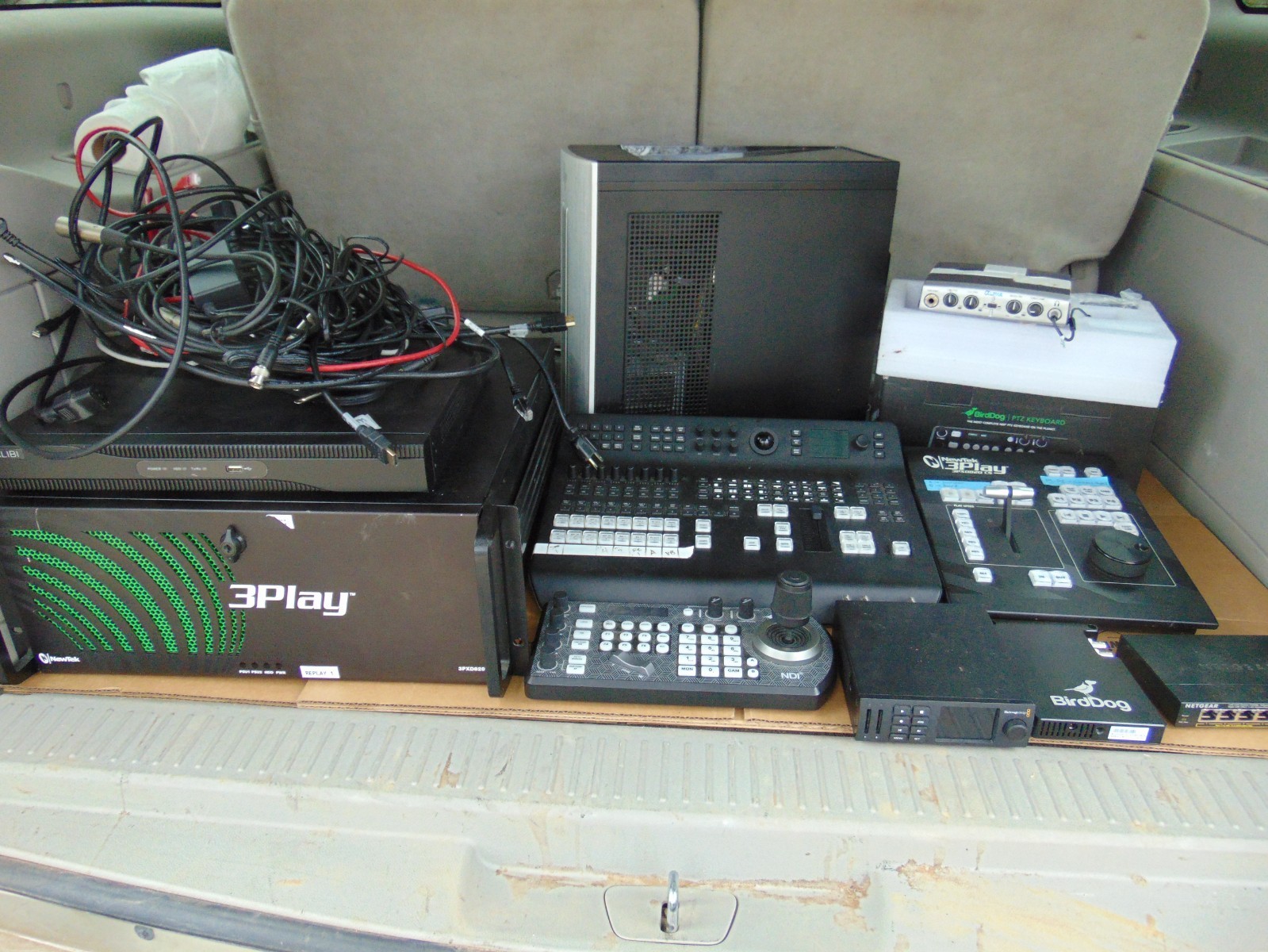 NewTek 3Play 3PXD820 HD Replay System BirdDog Broadcast Sports Production LOT ++
