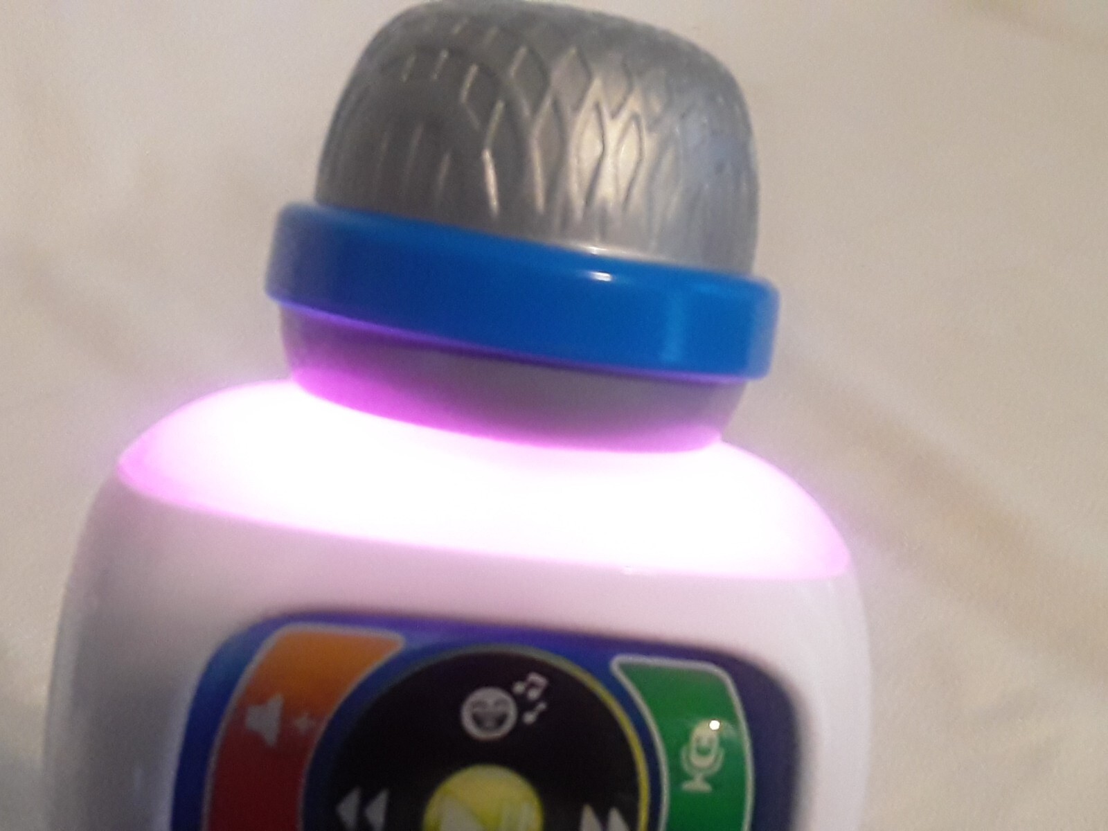 VTech Sing It Out Karaoke Microphone Bluetooth w/Lights, Songs, & Voice Effects