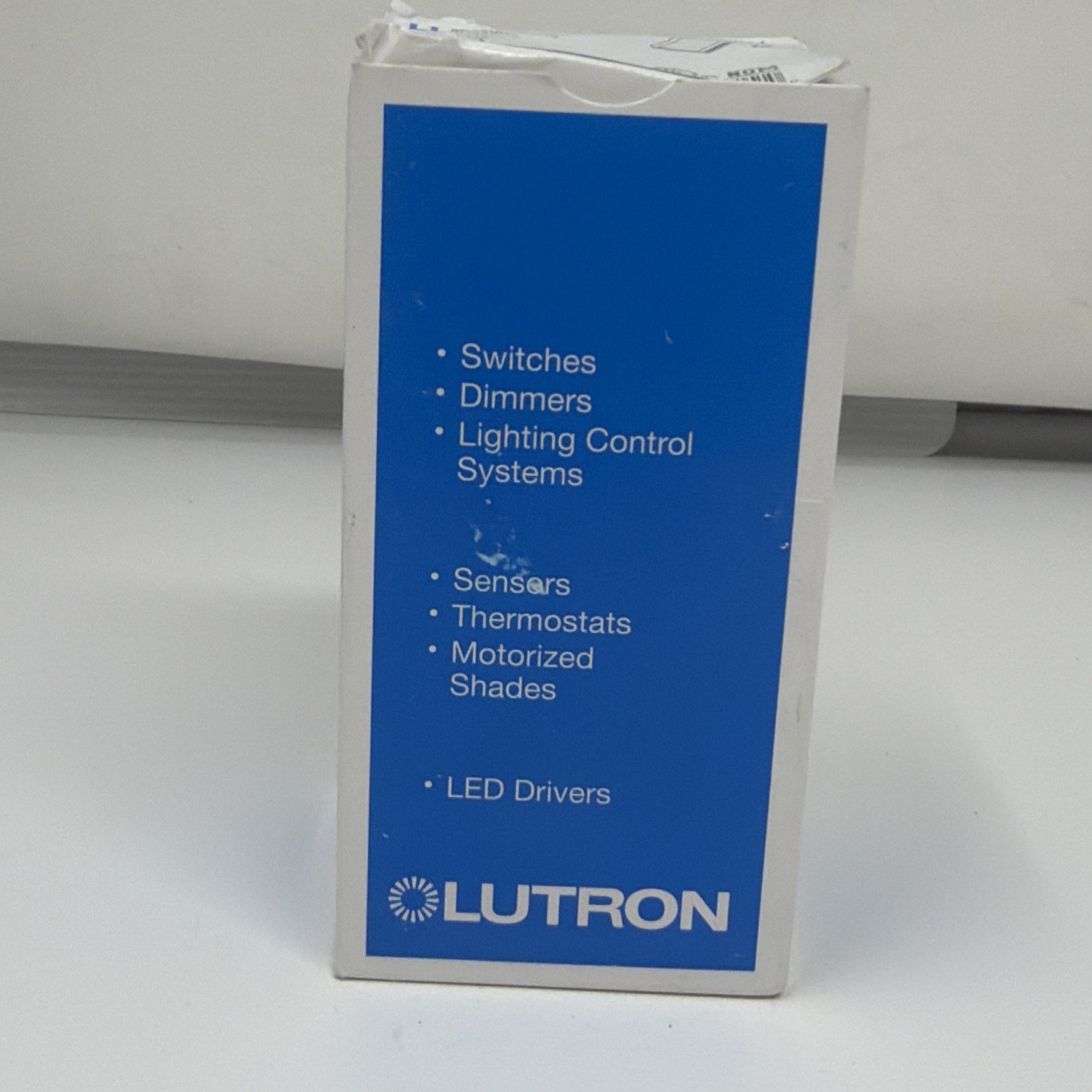 Lutron PJ2-4B-GWH-L31, 4 Button Scene Light, Wireless Controller