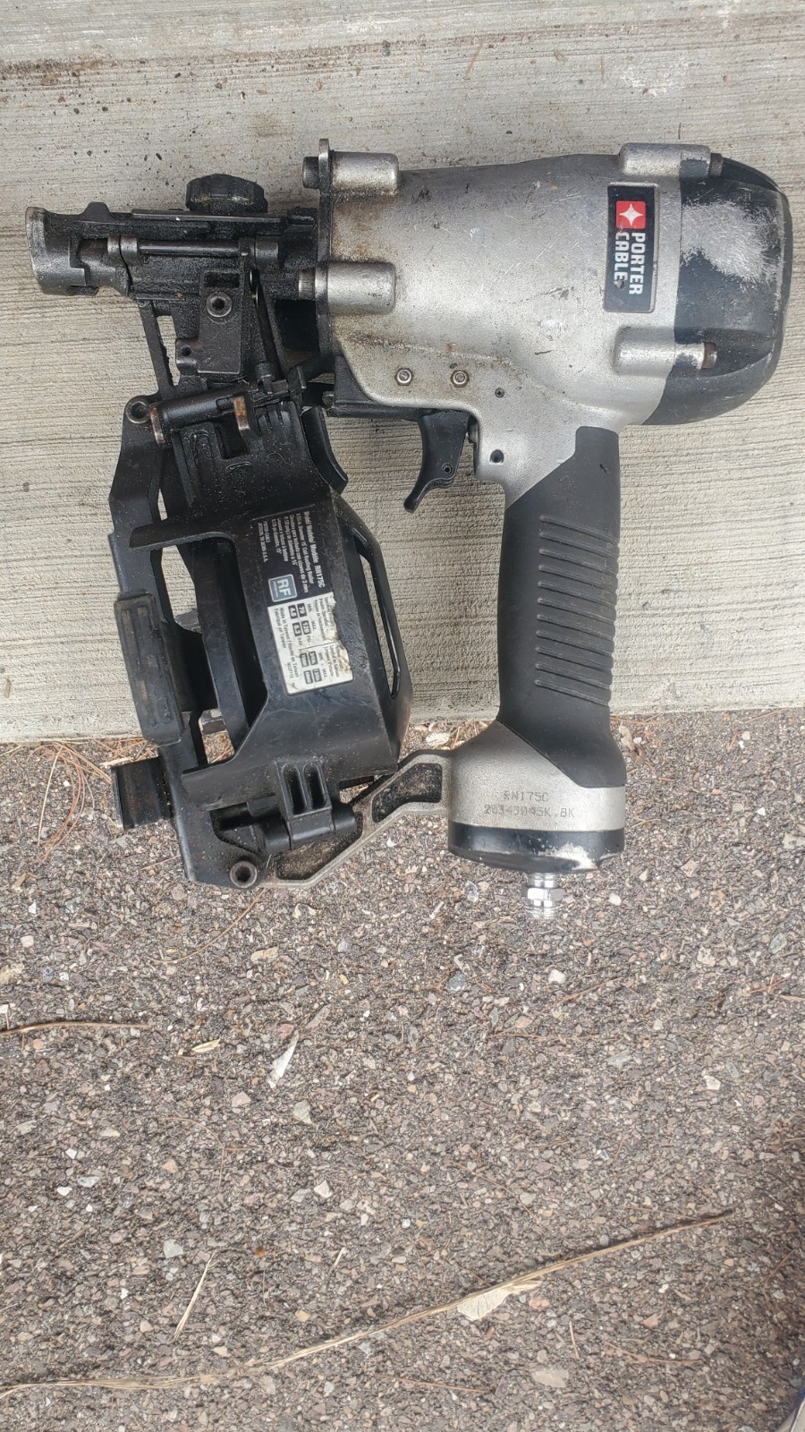 PORTER-CABLE RN175C Roofing Pneumatic Nailer Nail Gun Model RN175C