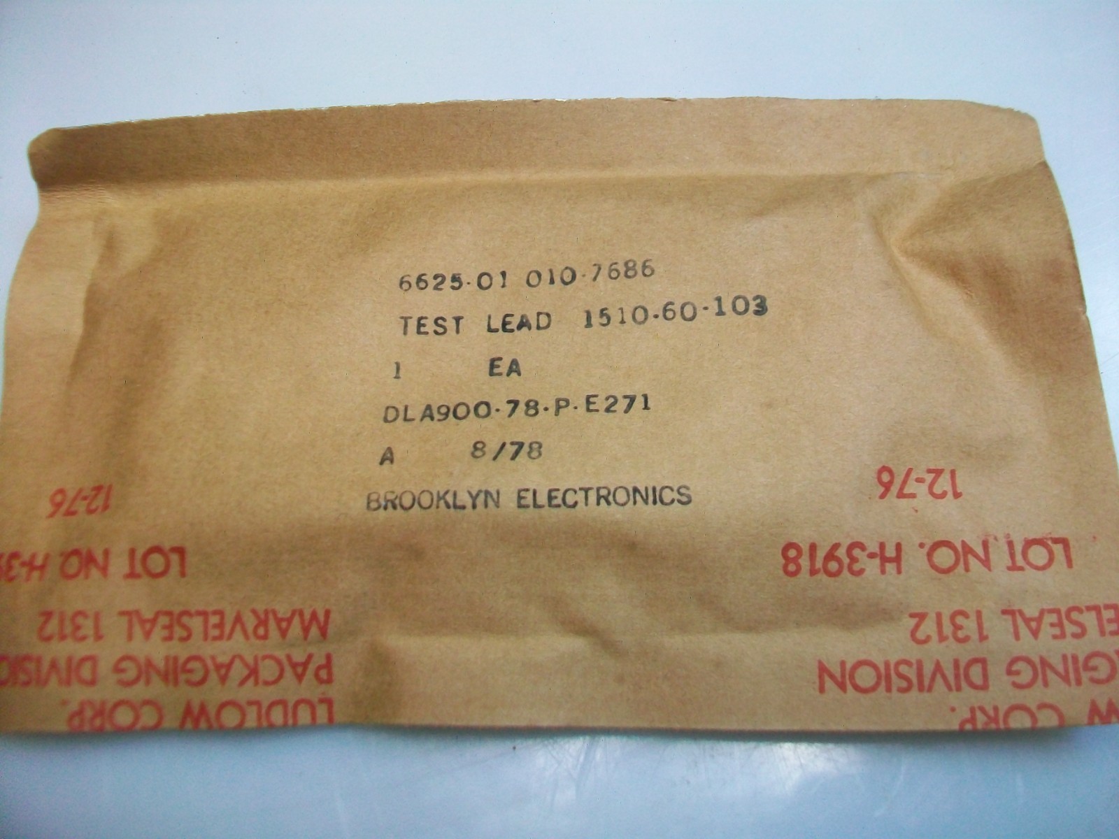 60" BLACK TEST LEAD - STACKABLE BANANA PLUG EACH END 6625-01-010-7686
