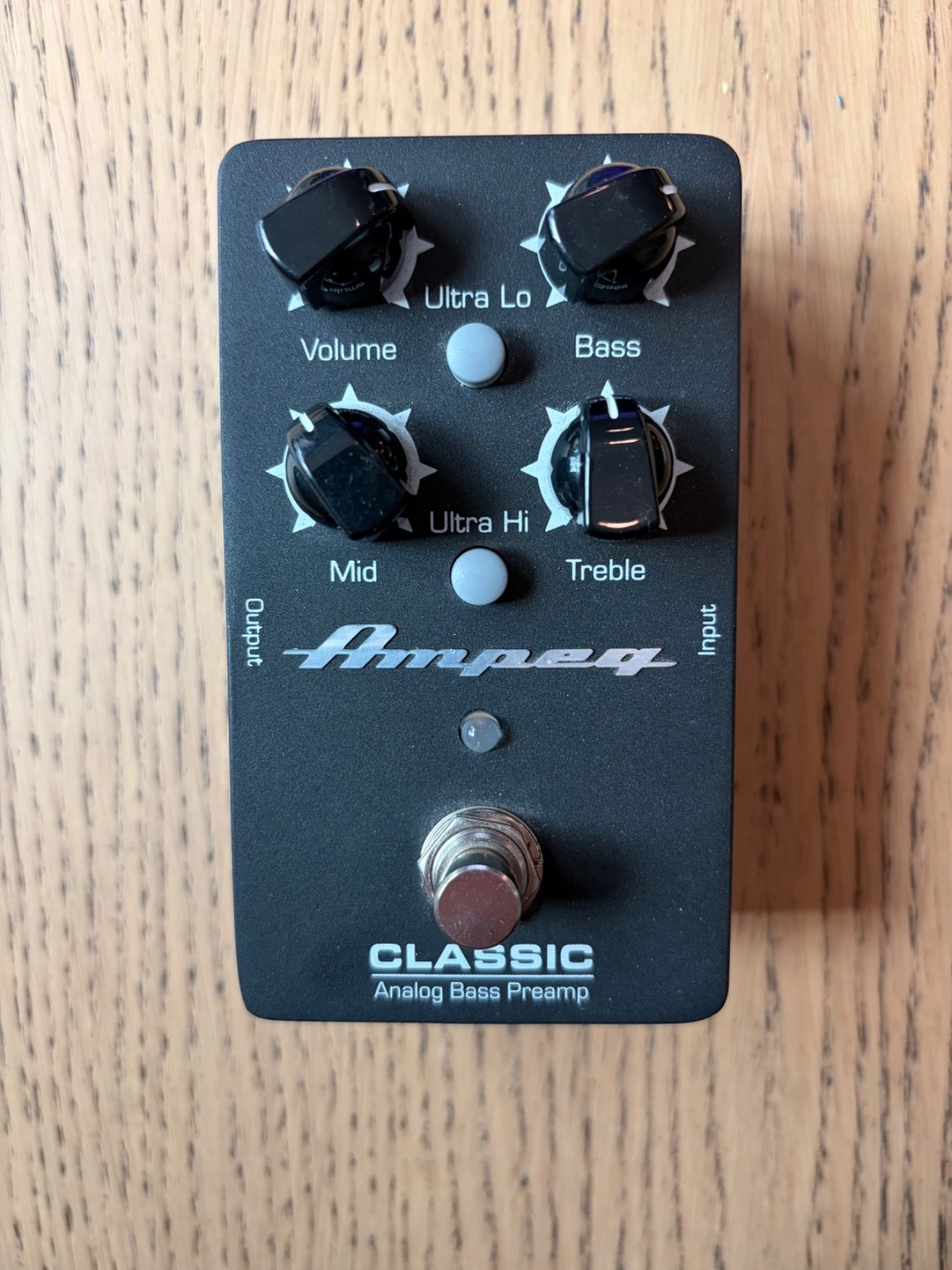 Ampeg Classic Analog Bass Preamp Pedal Used with box