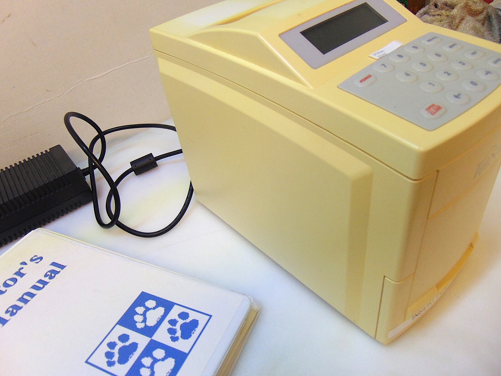 Vet Scan Point of Care Blood Analyzer Model 200-1000 With Power Supply S5665