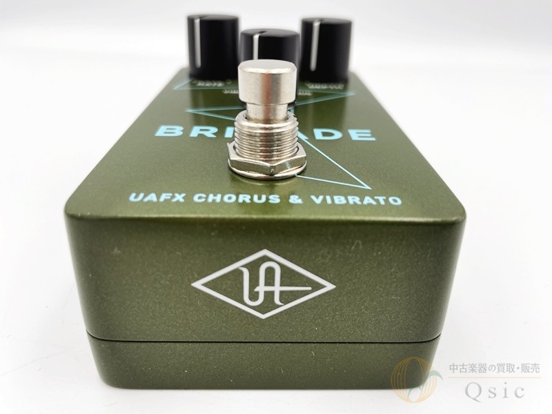 Universal Audio UAFX Brigade Chorus Vibrato Guitar Effects Pedal Used