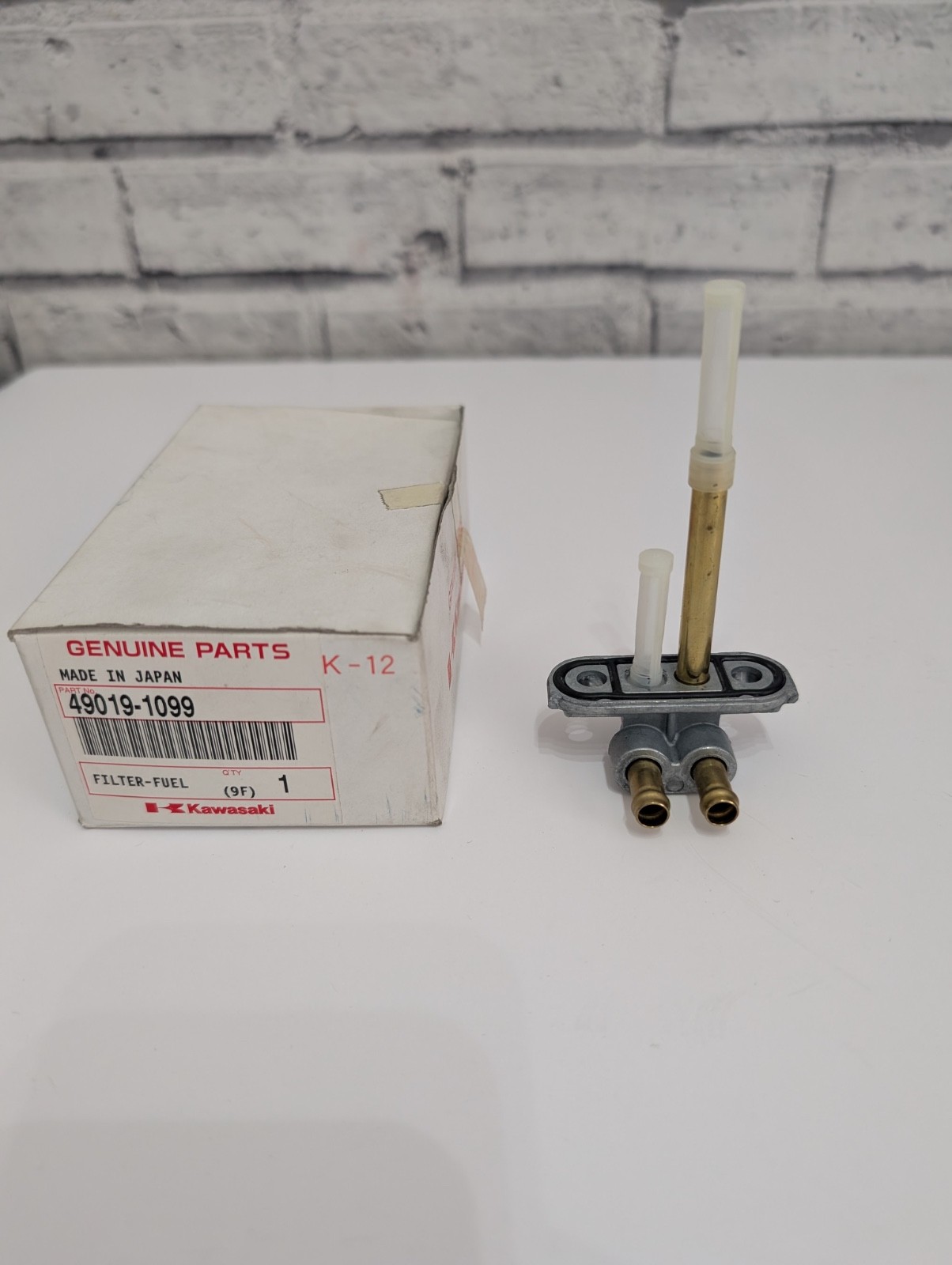 Kawasaki oem fuel filter 490191099