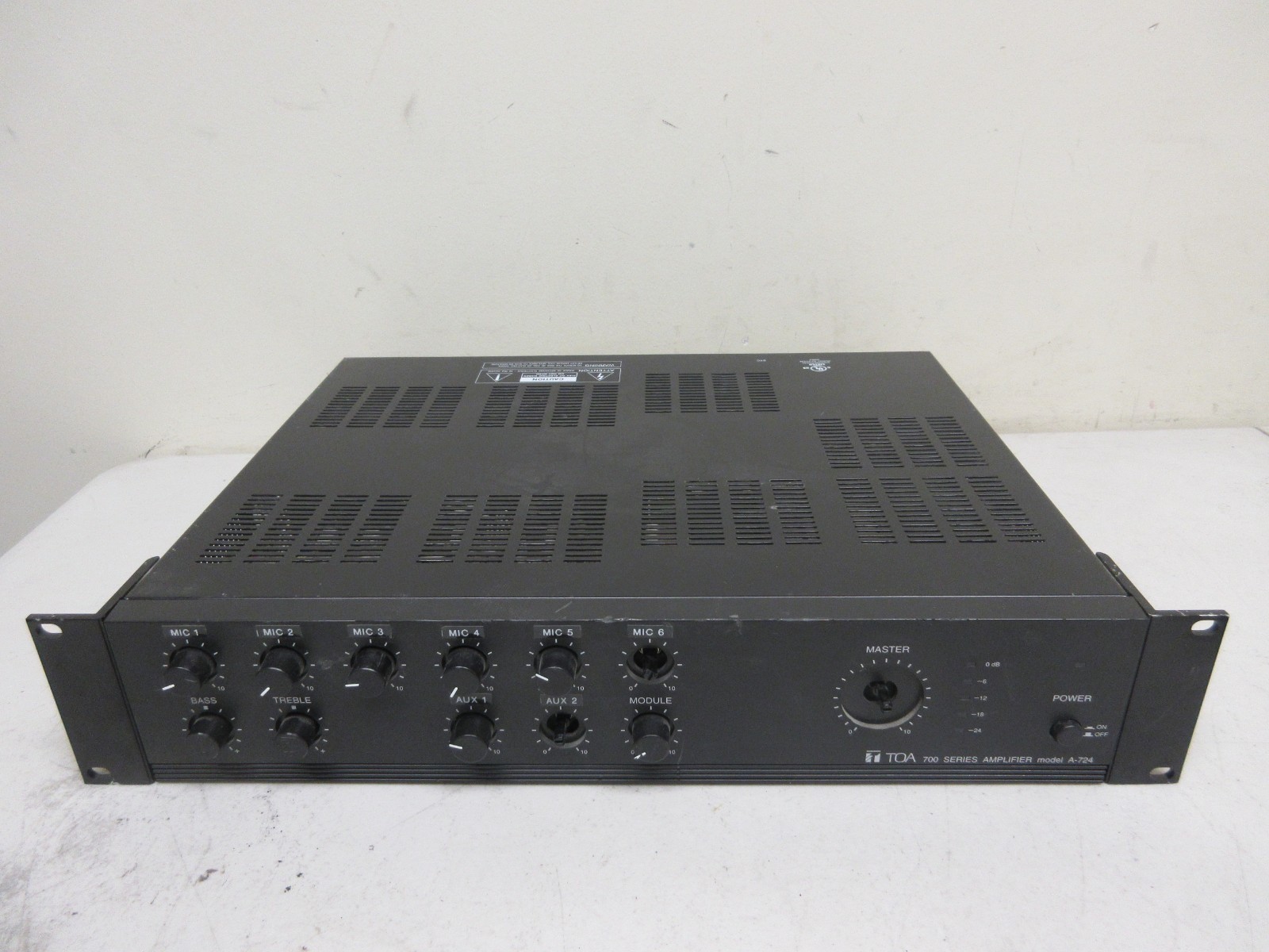 TOA 700 Series Amplifier Model A-724 Professional Amplifier