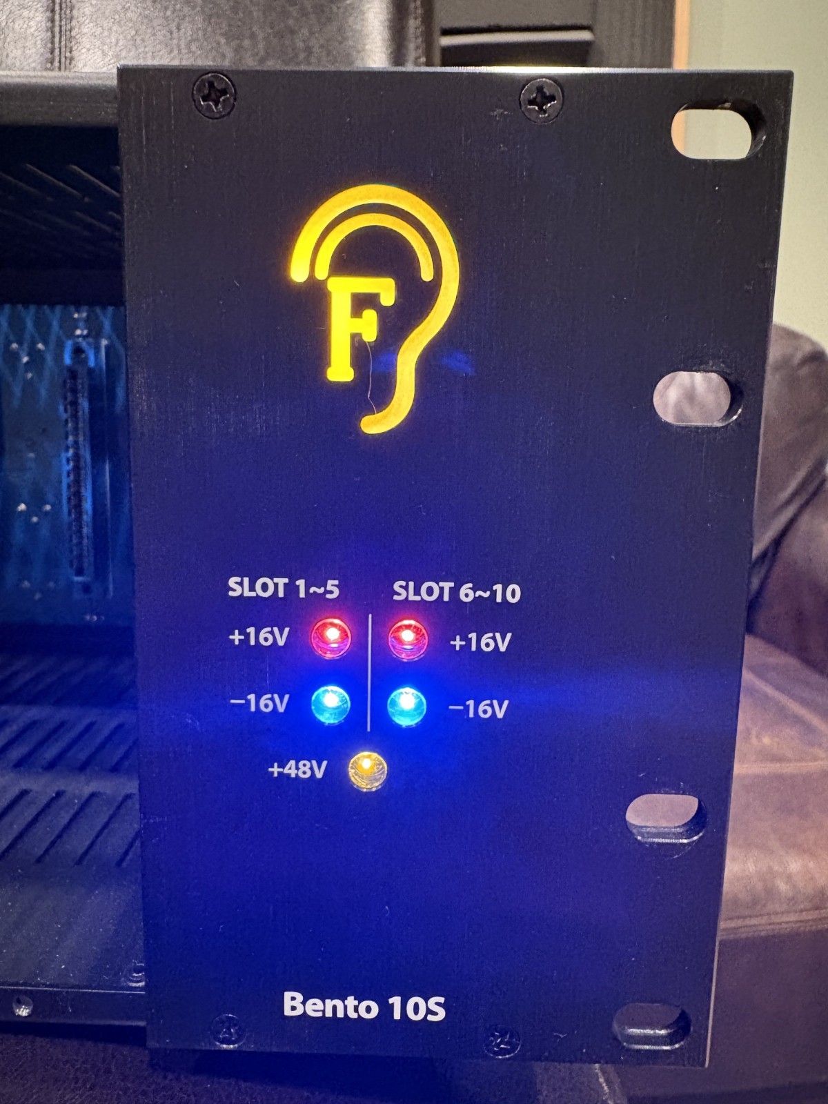 Fredenstein Bento 10S, API 500 series 10 space rack