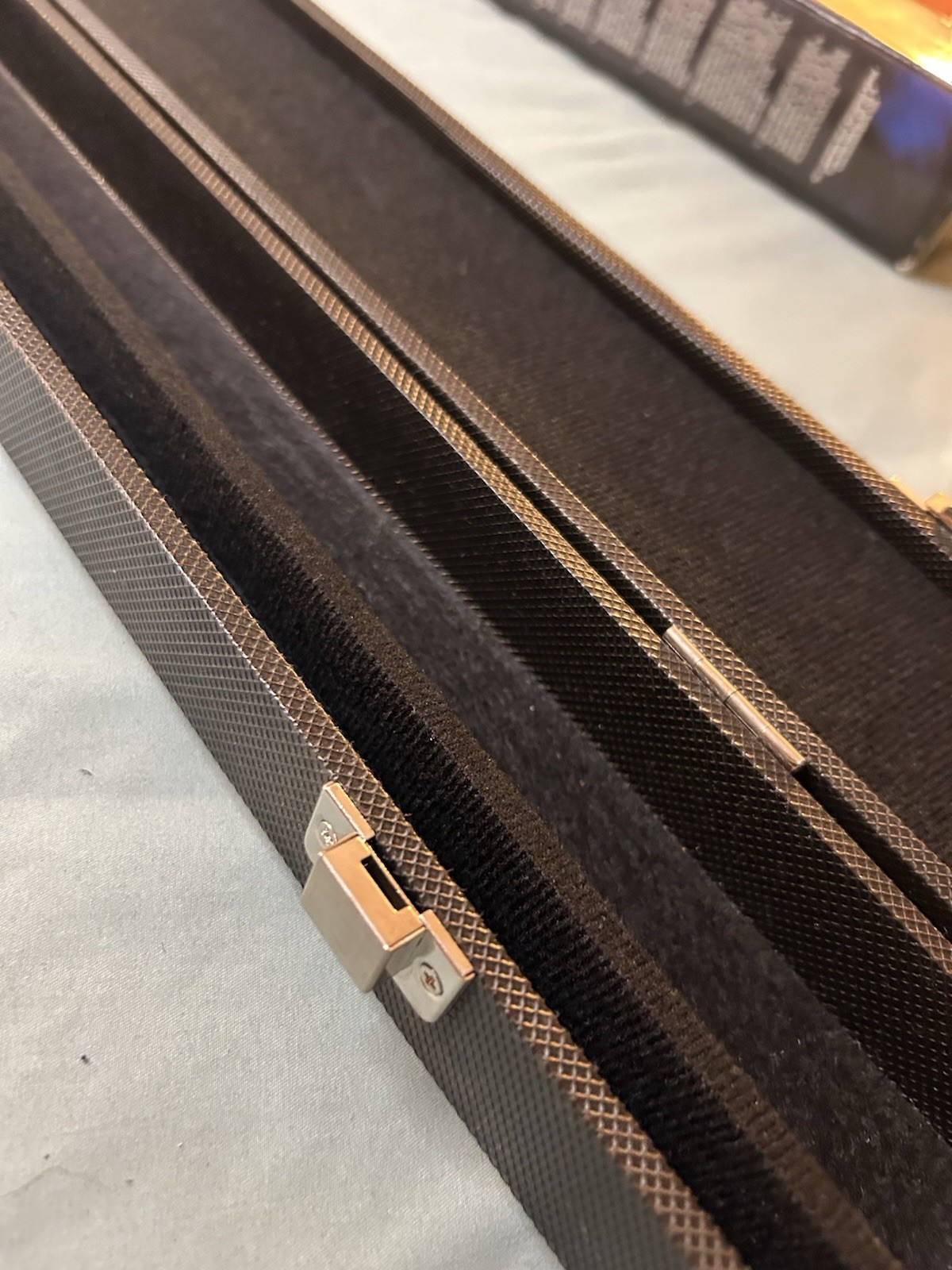 Mizerak Hard-Sided Pool Cue Case