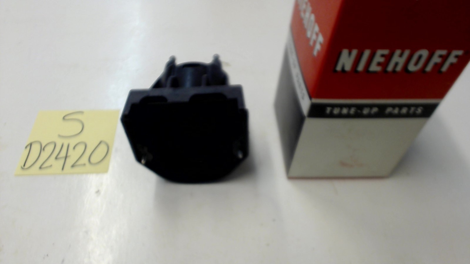 Niehoff DR73BCS Distributor Cap