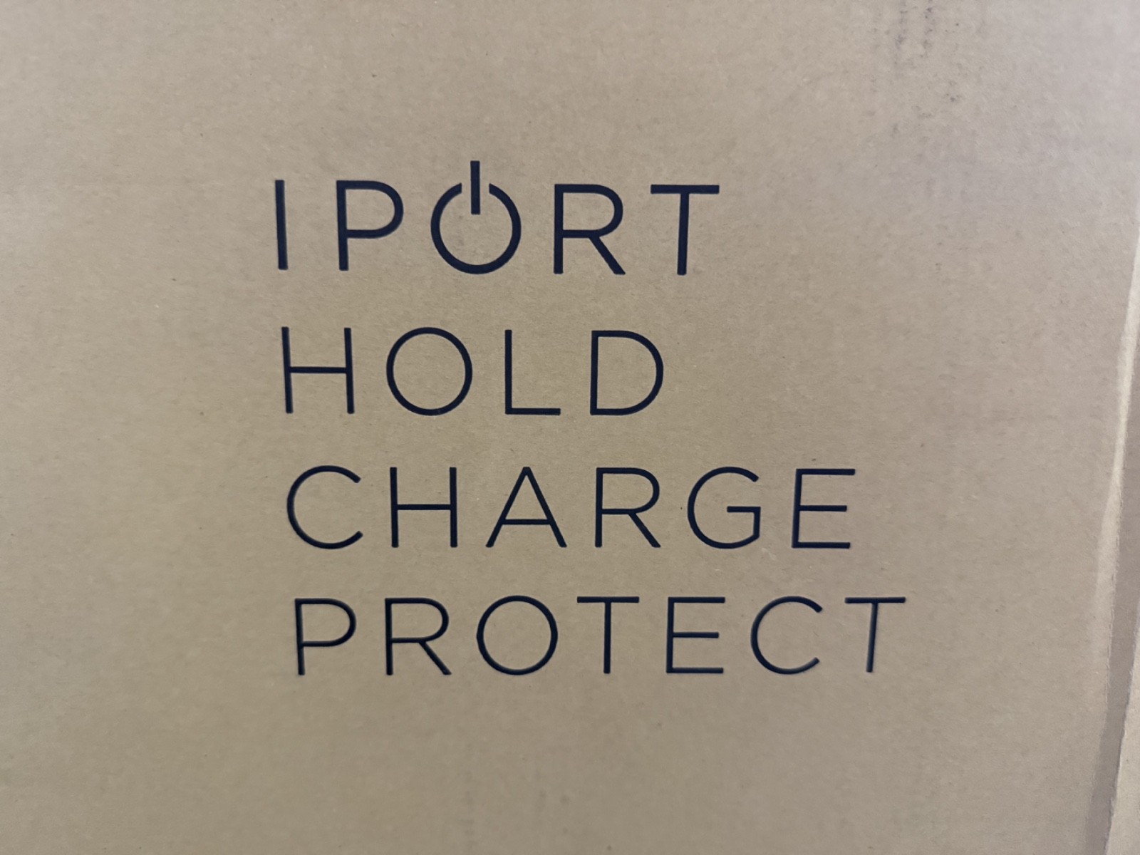 iPort Launch WallStation Wireless iPad Charging Dock 70170 - Black - BRAND NEW