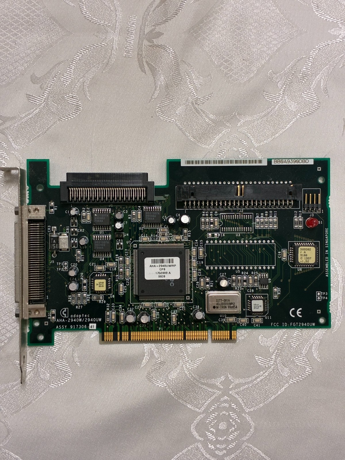 Adaptec AHA-2940U/WHP Ultra SCSI Controller Card ISA