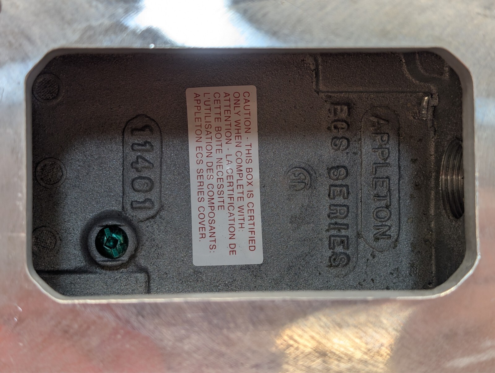 Appleton EGS ECSK102 3-Position Selector Switch and Box
