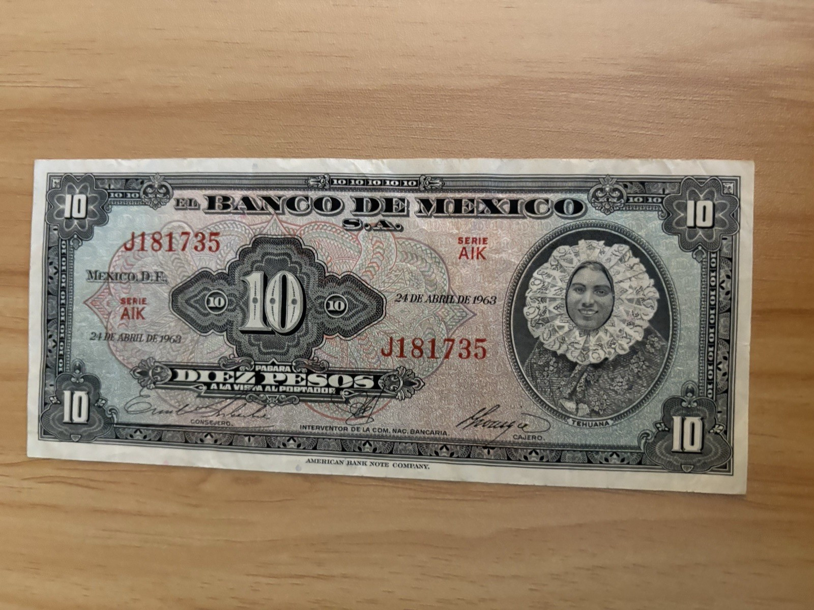 1963 - 10 Pesos Banknote from Mexico Series AIK Prefix J Excellent Condition