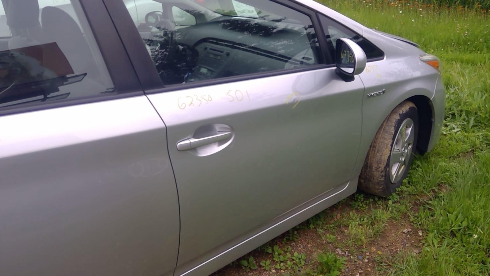 Used Floor Jack fits: 2011 Toyota Prius Grade A