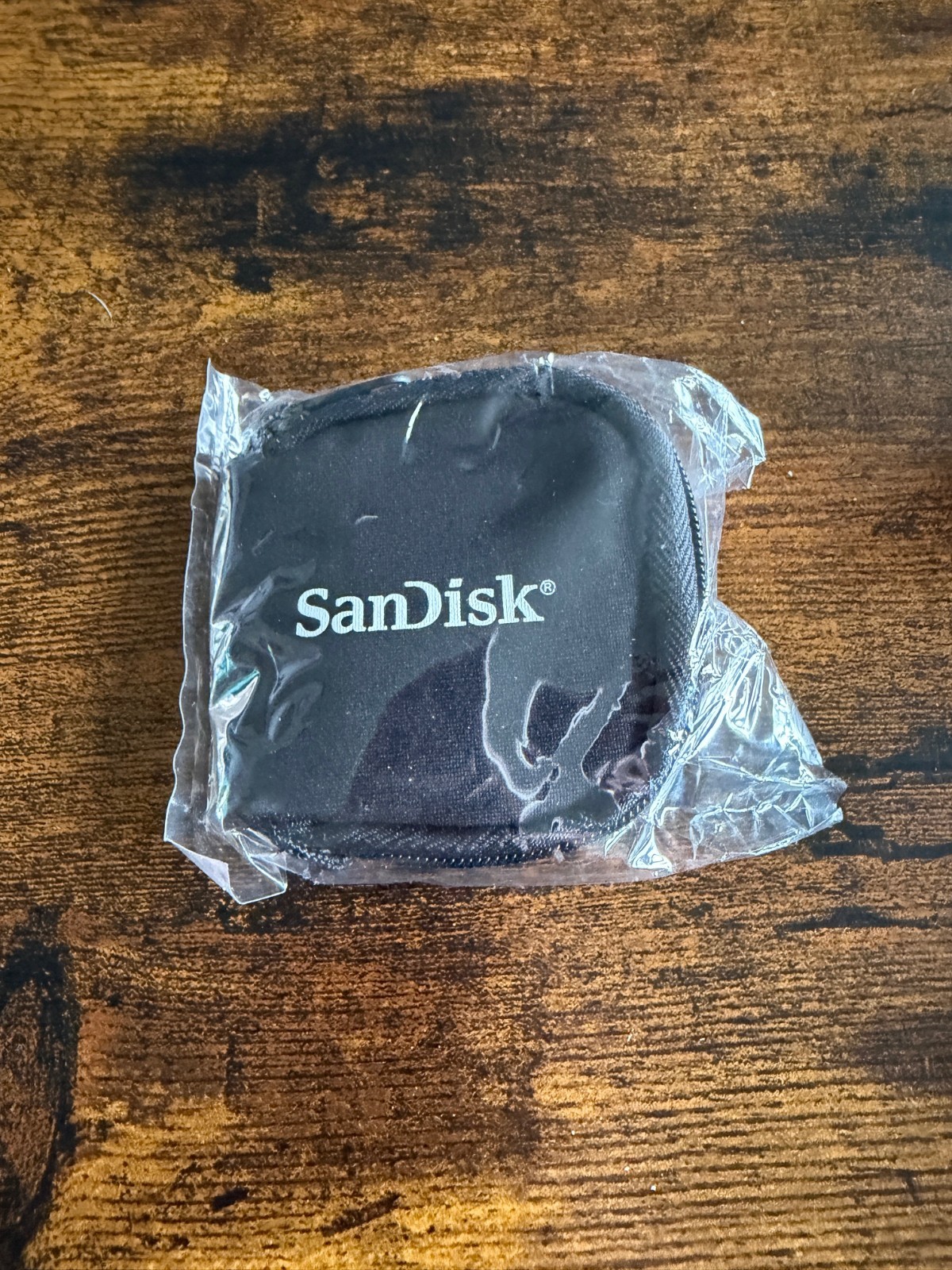 SanDisk Memory Card Storage Zip Case With Key Ring NEW