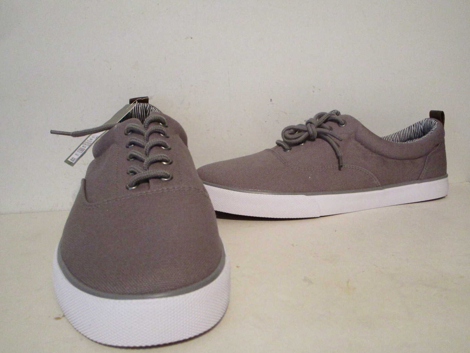 Goodfellow & Co Mens Brady Casual Dress Fashion Sneakers Gray Size 10.5