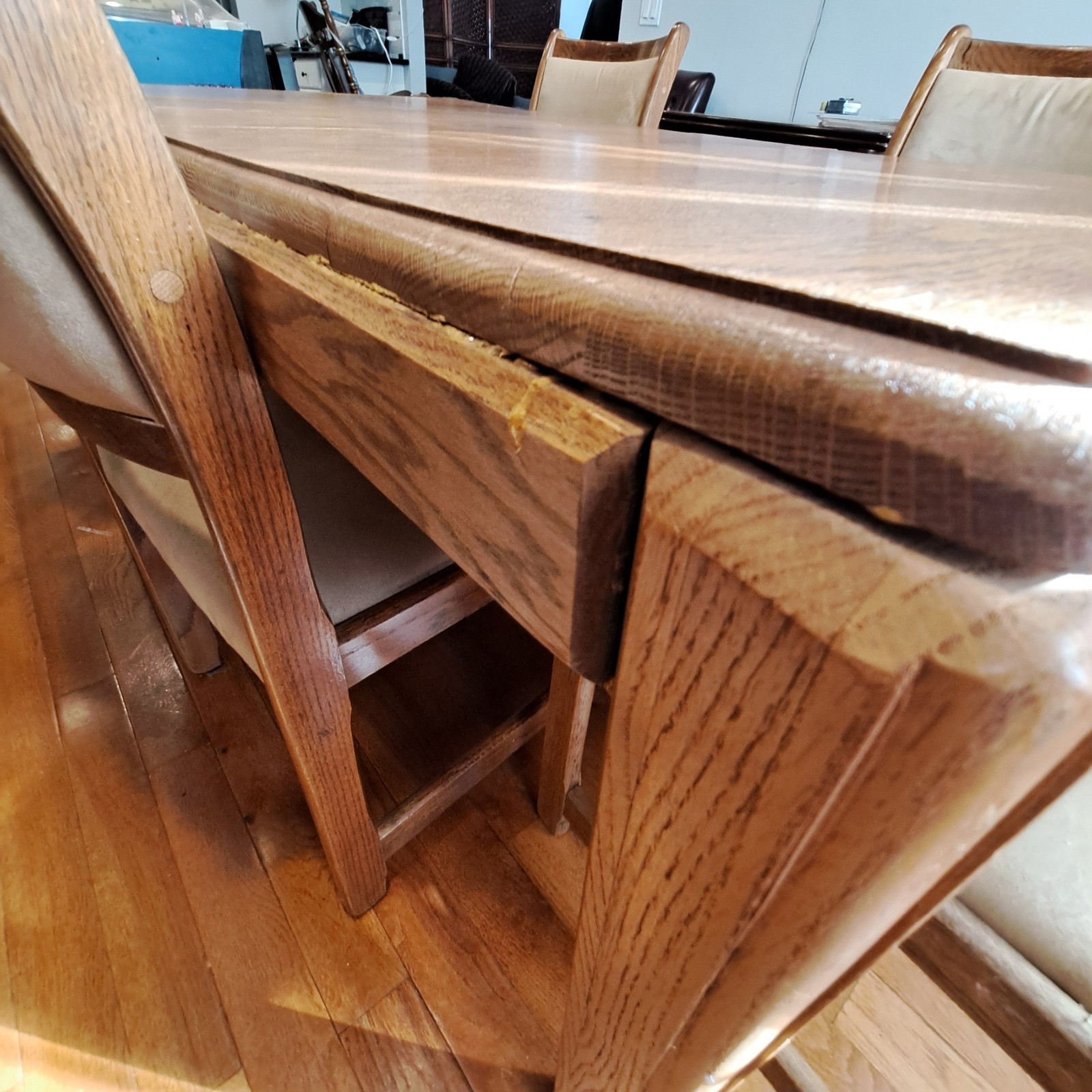 Solid Oak Dining Set 72" With 2 Leafs And 6 Chairs
