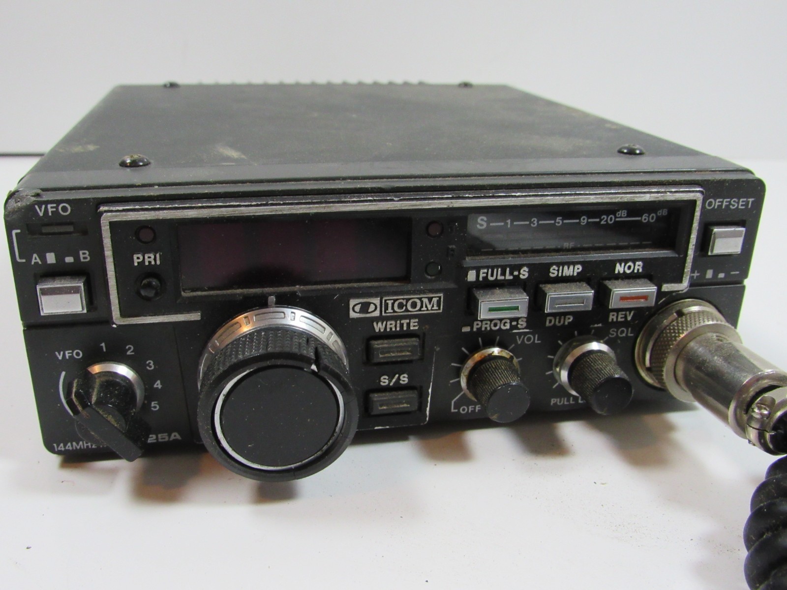 ICOM IC-25A VHF 2 METER TRANSCEIVER With Mic - Untested