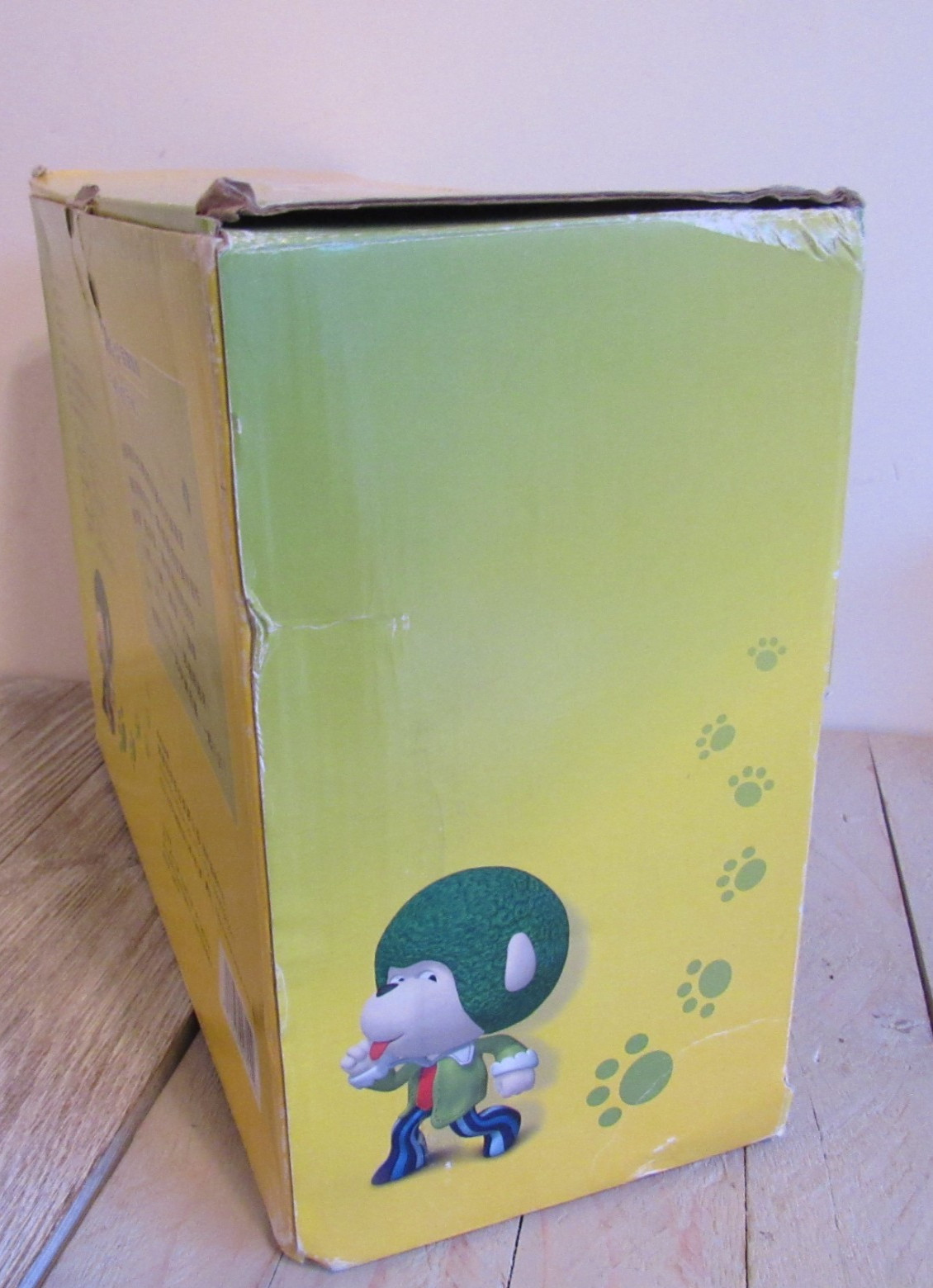 Vtg Besta Mr. A Go Go MP3 Capable Toy Speaker System Packaging Untested