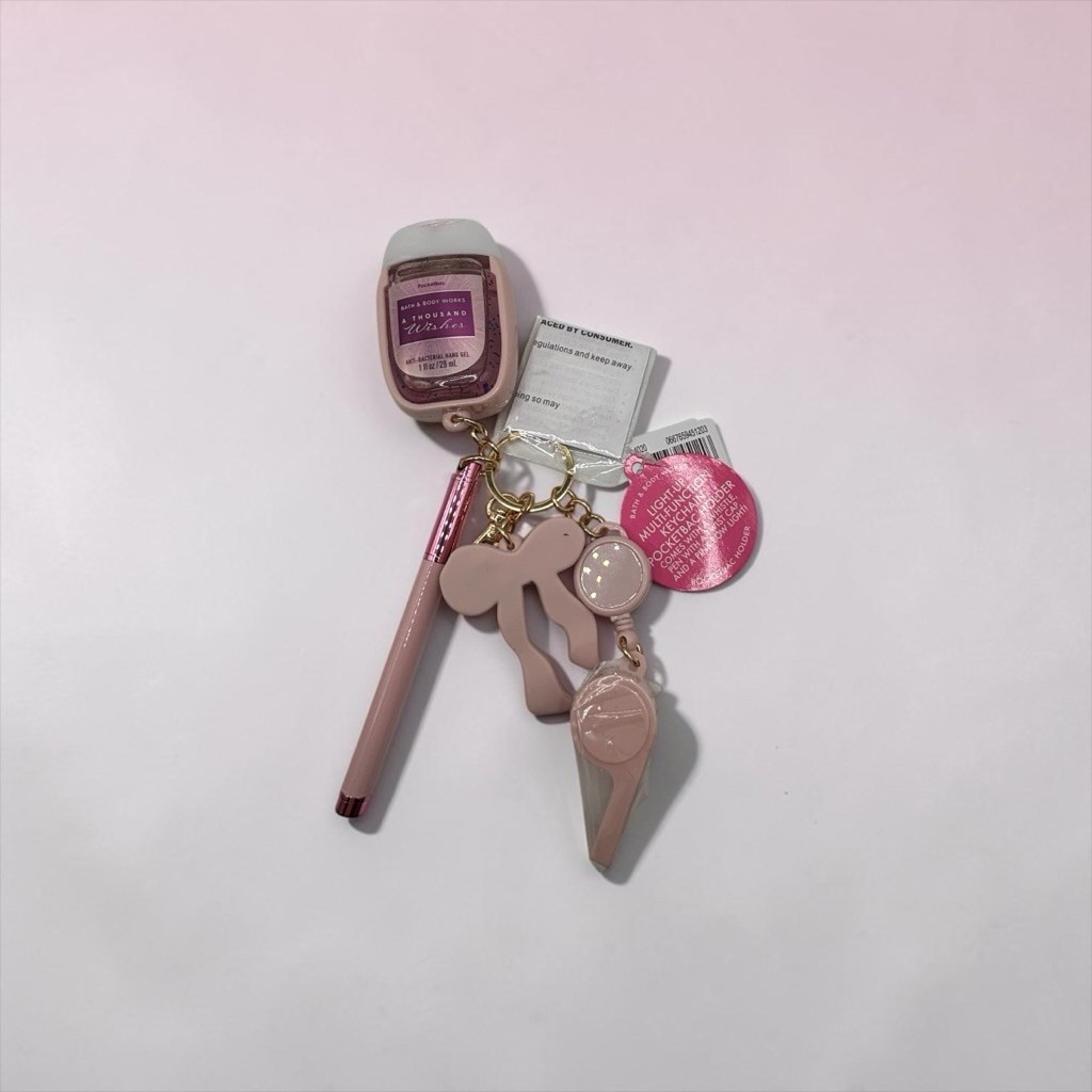 Bath & Body Works A Thousand Wishes PocketBac Holder Keychain Light Up Pink Bow