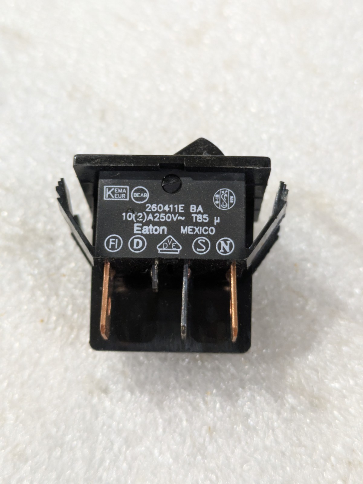 Eaton Arrow Hart 260411E Toggle Switch 16A 250VAC Crouse-Hinds Industrial Part