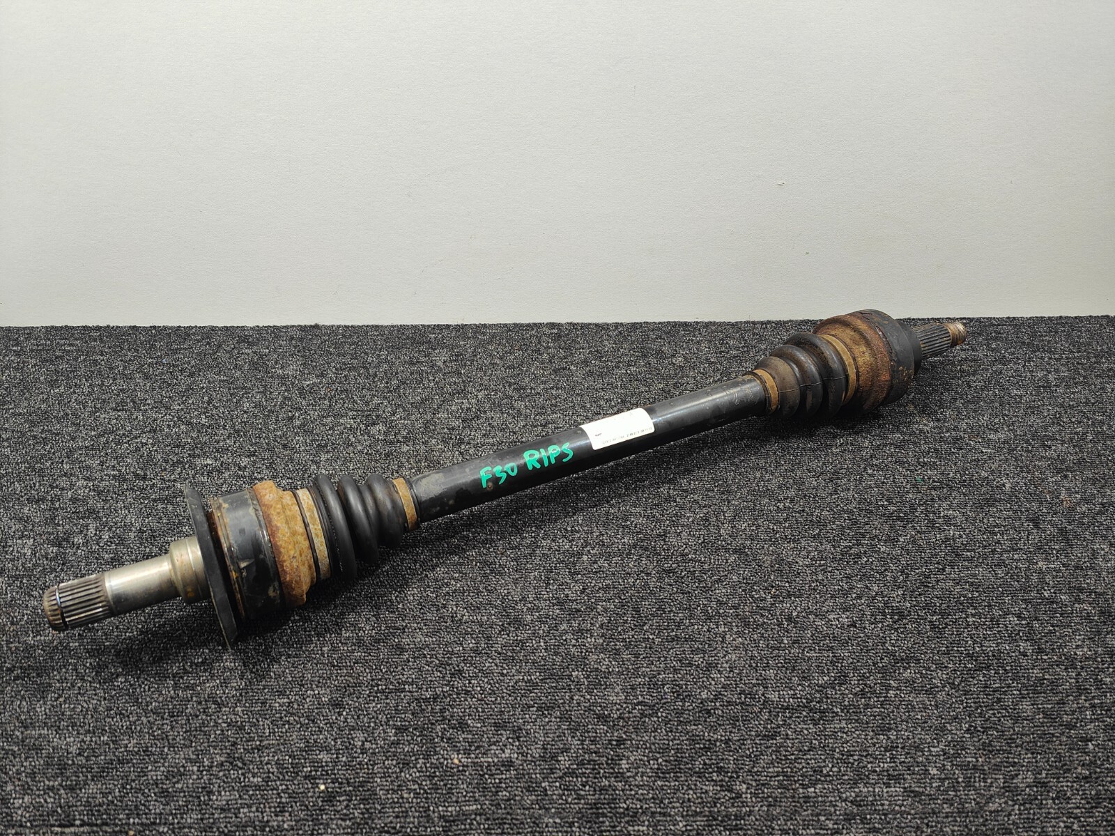 BMW LEFT F20 F21 F22 F23 F30 F31 F32 F33 F34 F36 REAR LEFT DRIVESHAFT 7597677