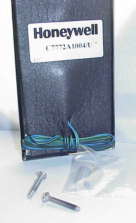 HONEYWELL C7772A1004 TEMPERATURE SENSOR WALL MOUNT 20K NTC ELEMENT *FREE SHIP*