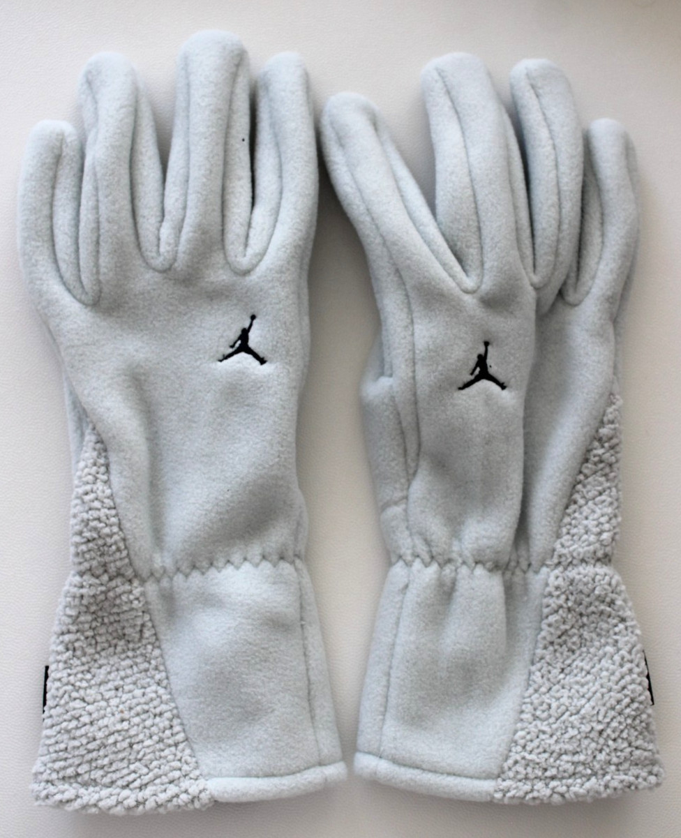 Nike Jordan Fleece Gloves Men's Large Light Silver/Black