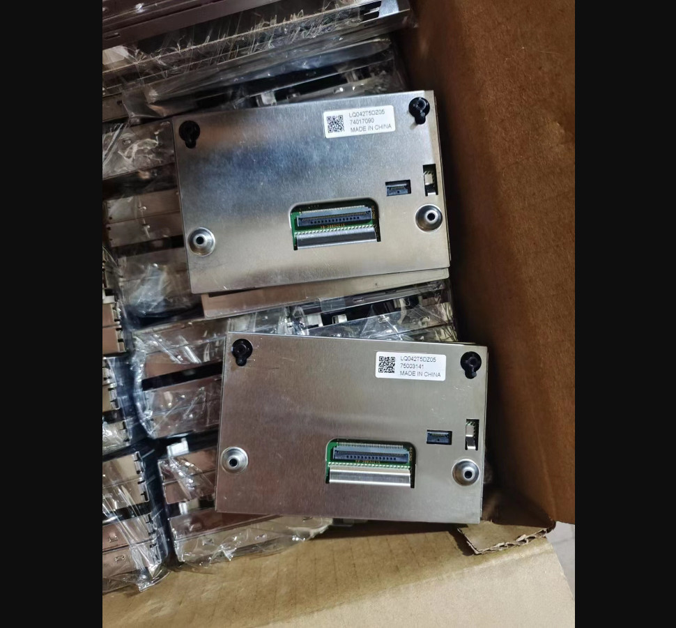 LQ042T5DZ01 LQ042T5DZ11 LQ042T5DZ13K LQ042T5DZ07 LQ042T5DZ17 LCD display panel